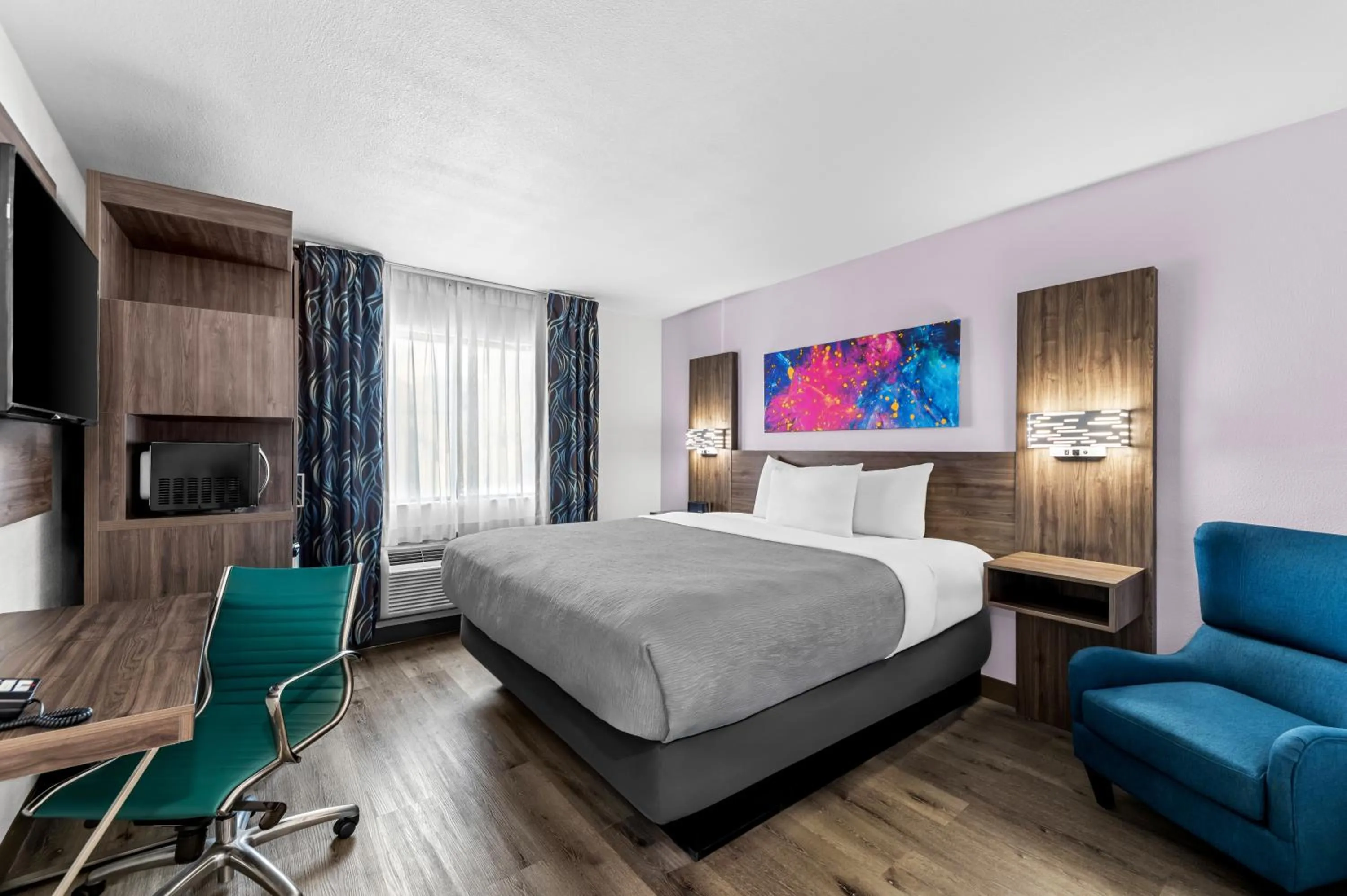 Bed in Quality Inn - Denton