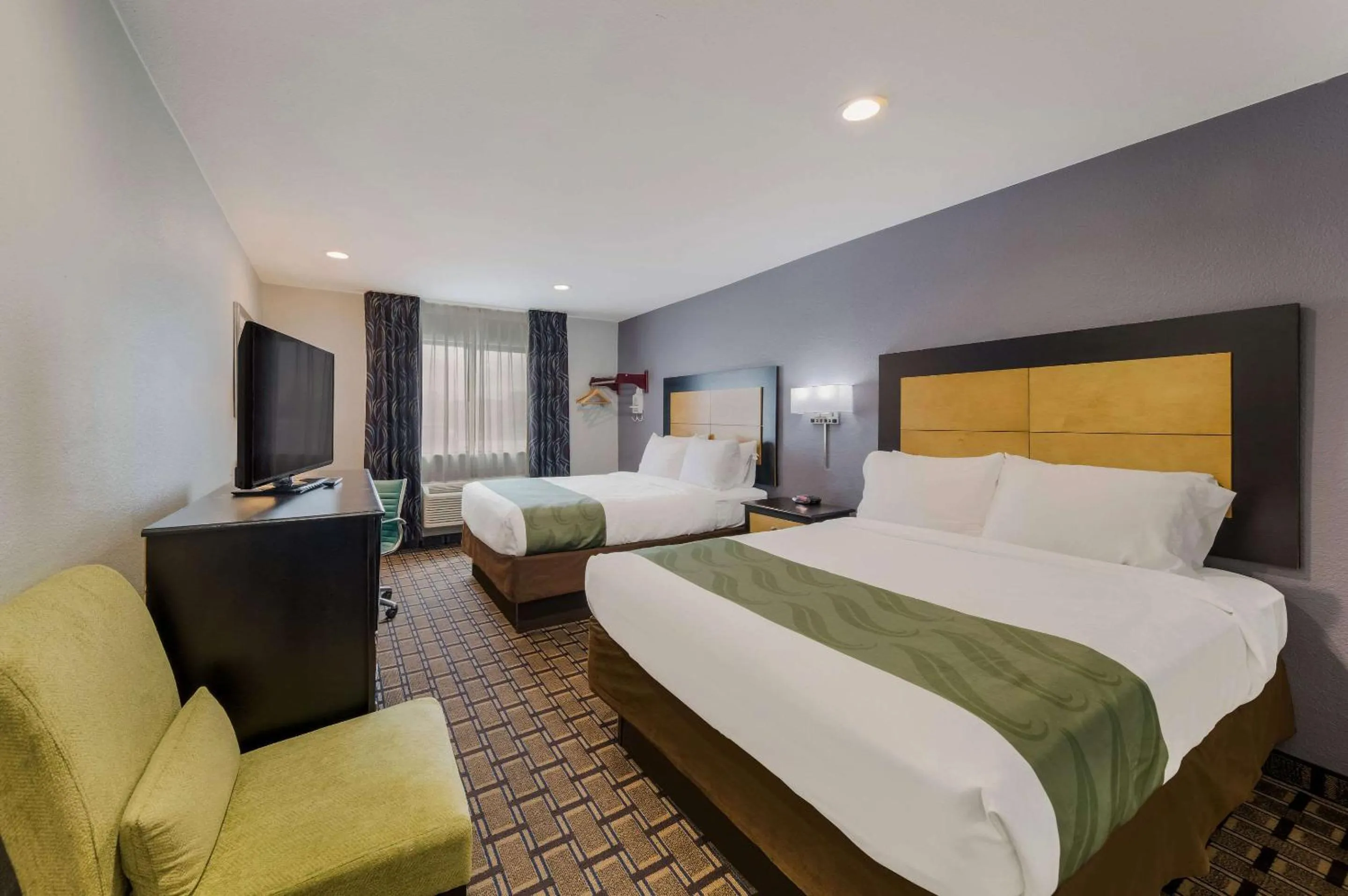 Standard Queen Room with Two Queen Beds - Non Smoking  in Quality Inn - Denton