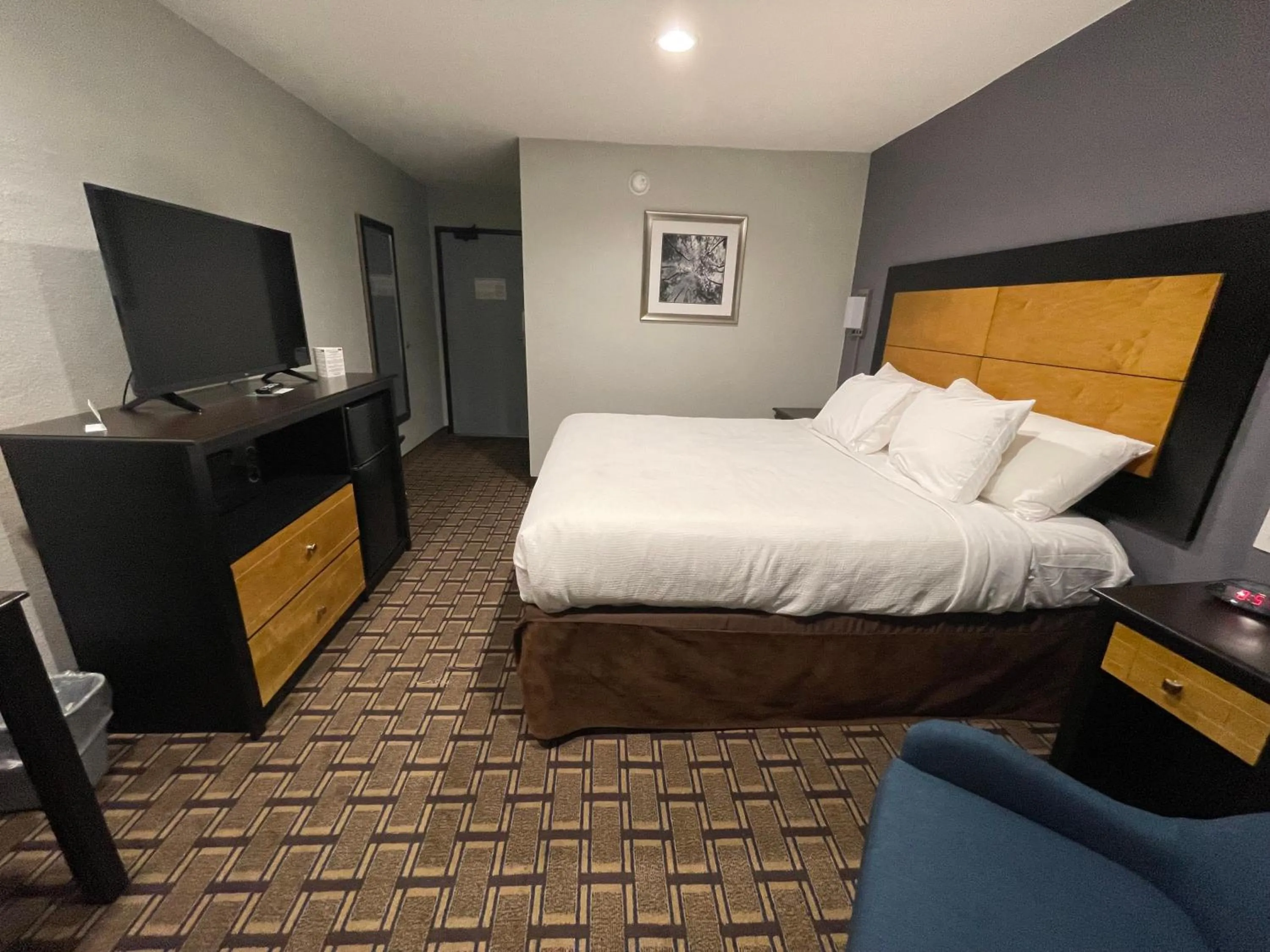 Bed in Quality Inn - Denton