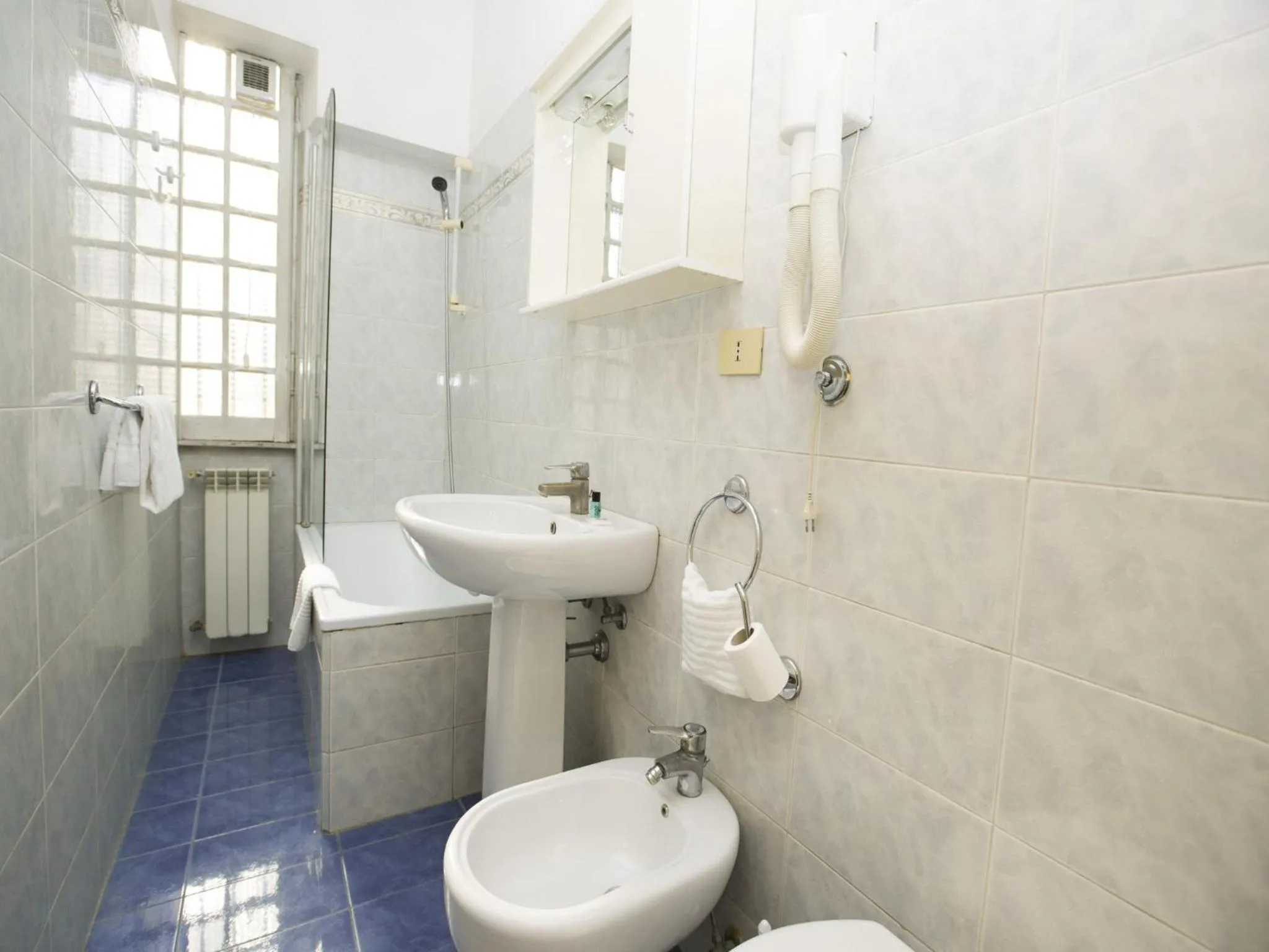Bathroom in Hotel Residence Villa Tassoni