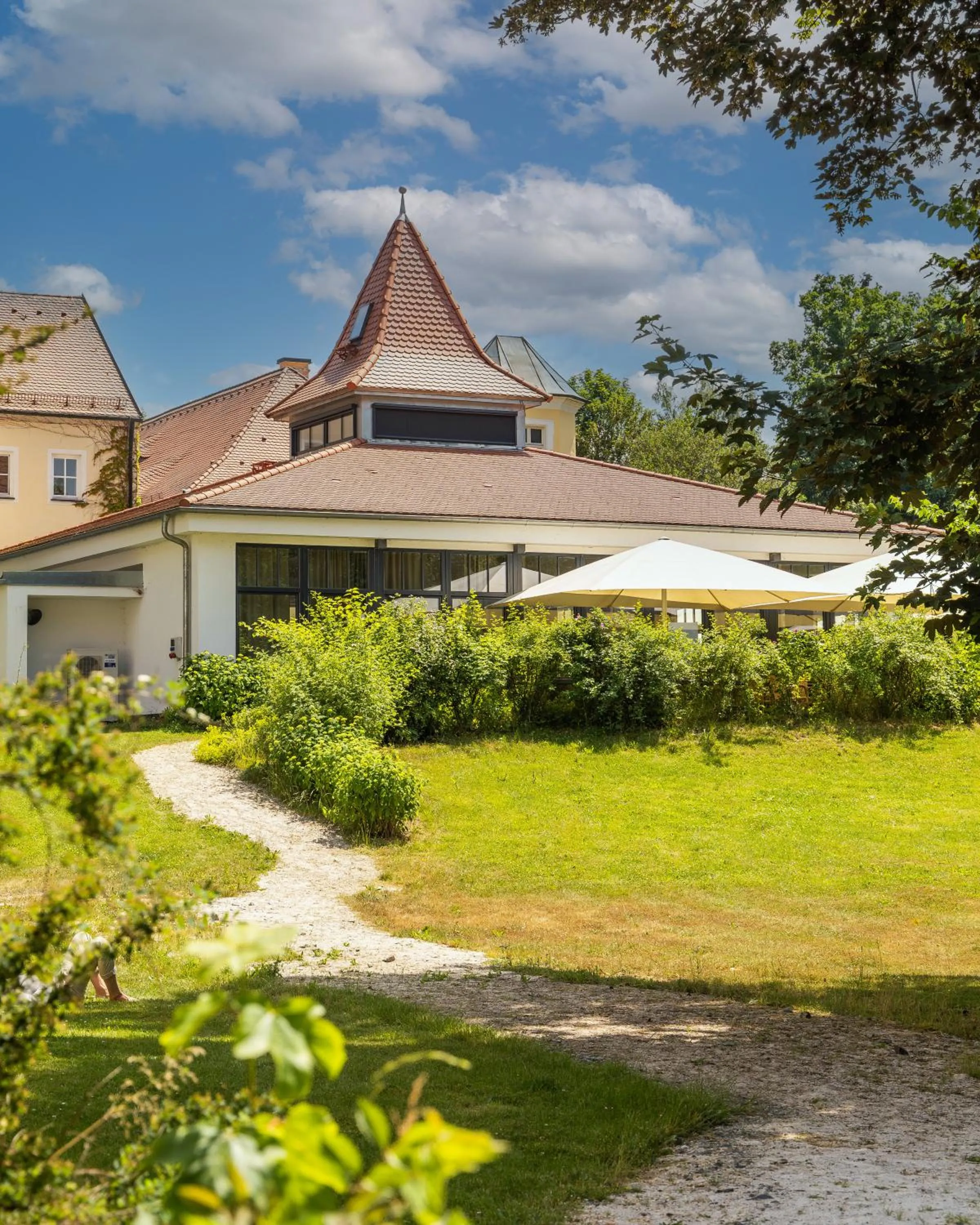 Property building in Landschloss Ernestgrün
