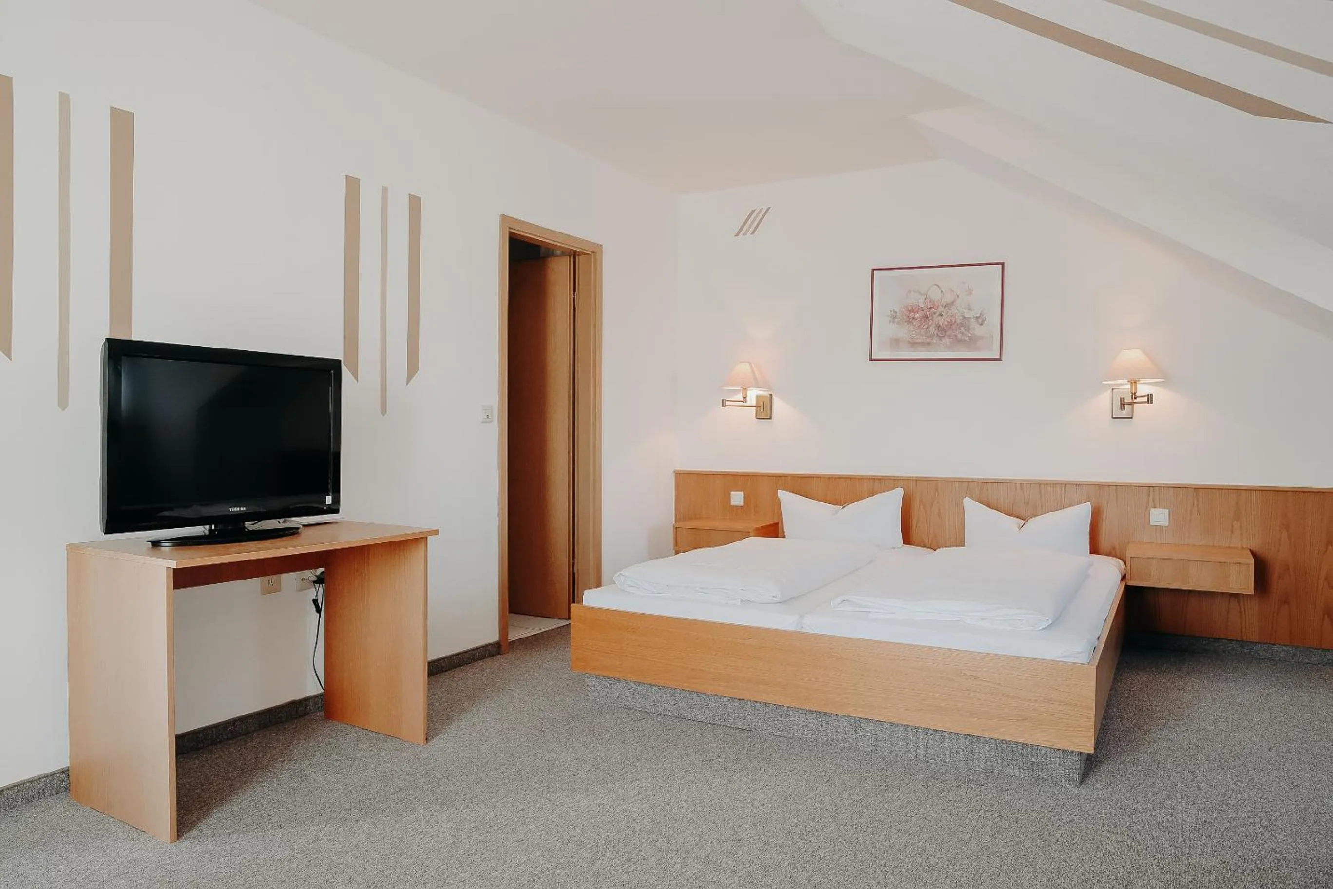 Photo of the whole room in Landschloss Ernestgrün