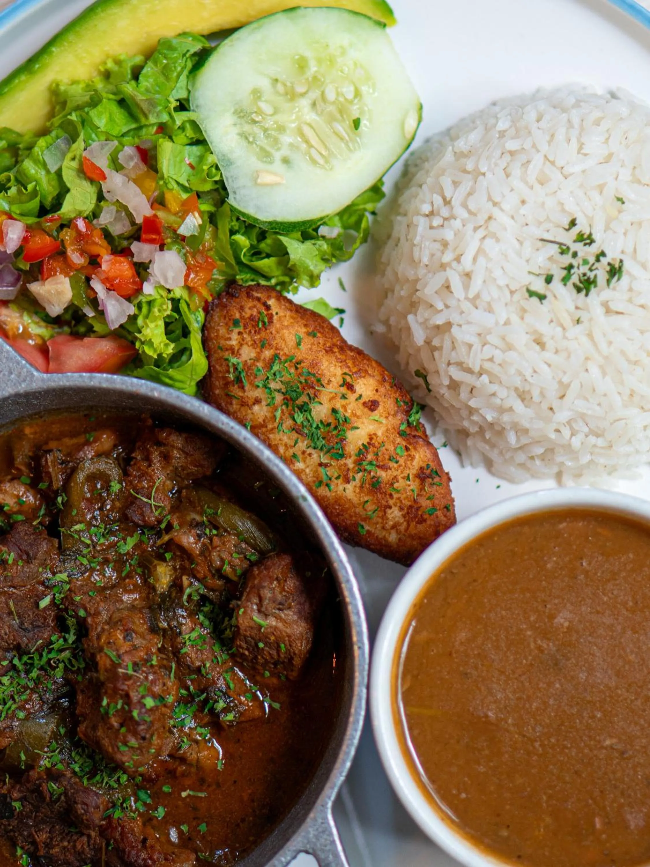 Restaurant/places to eat in Cataleya Hotel