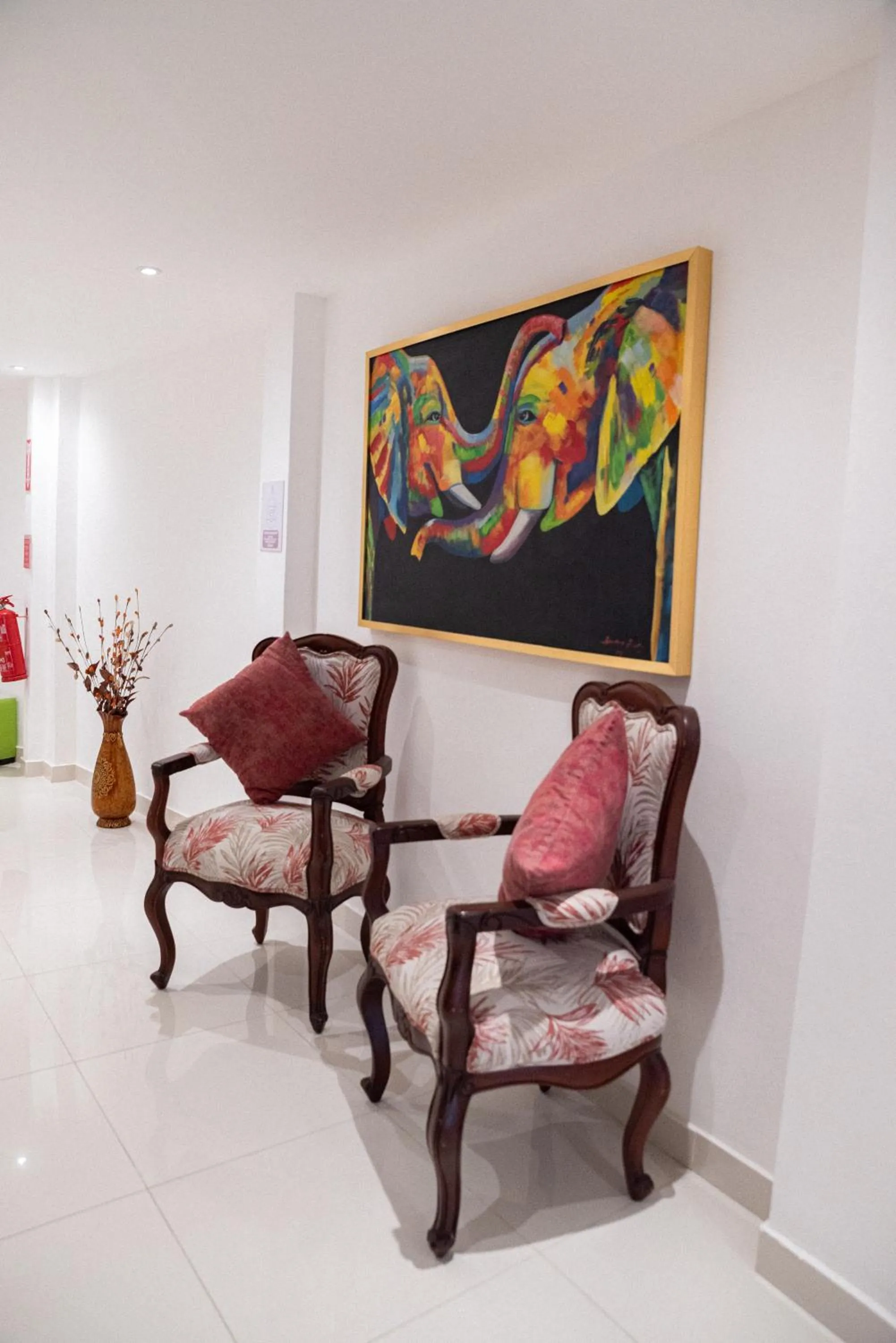 Area and facilities in Cataleya Hotel