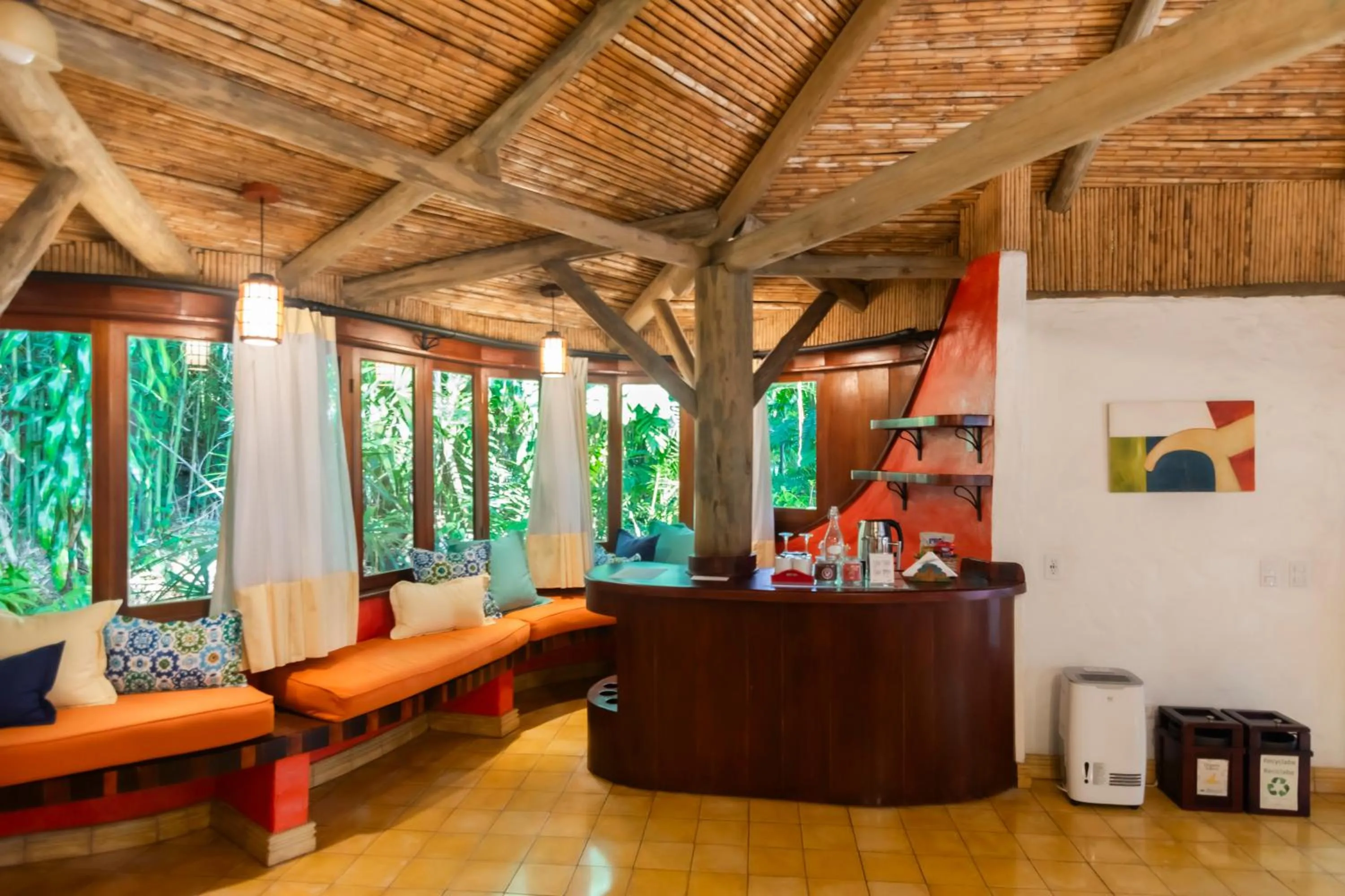 Living room in Finca Rosa Blanca Coffee Farm and Inn