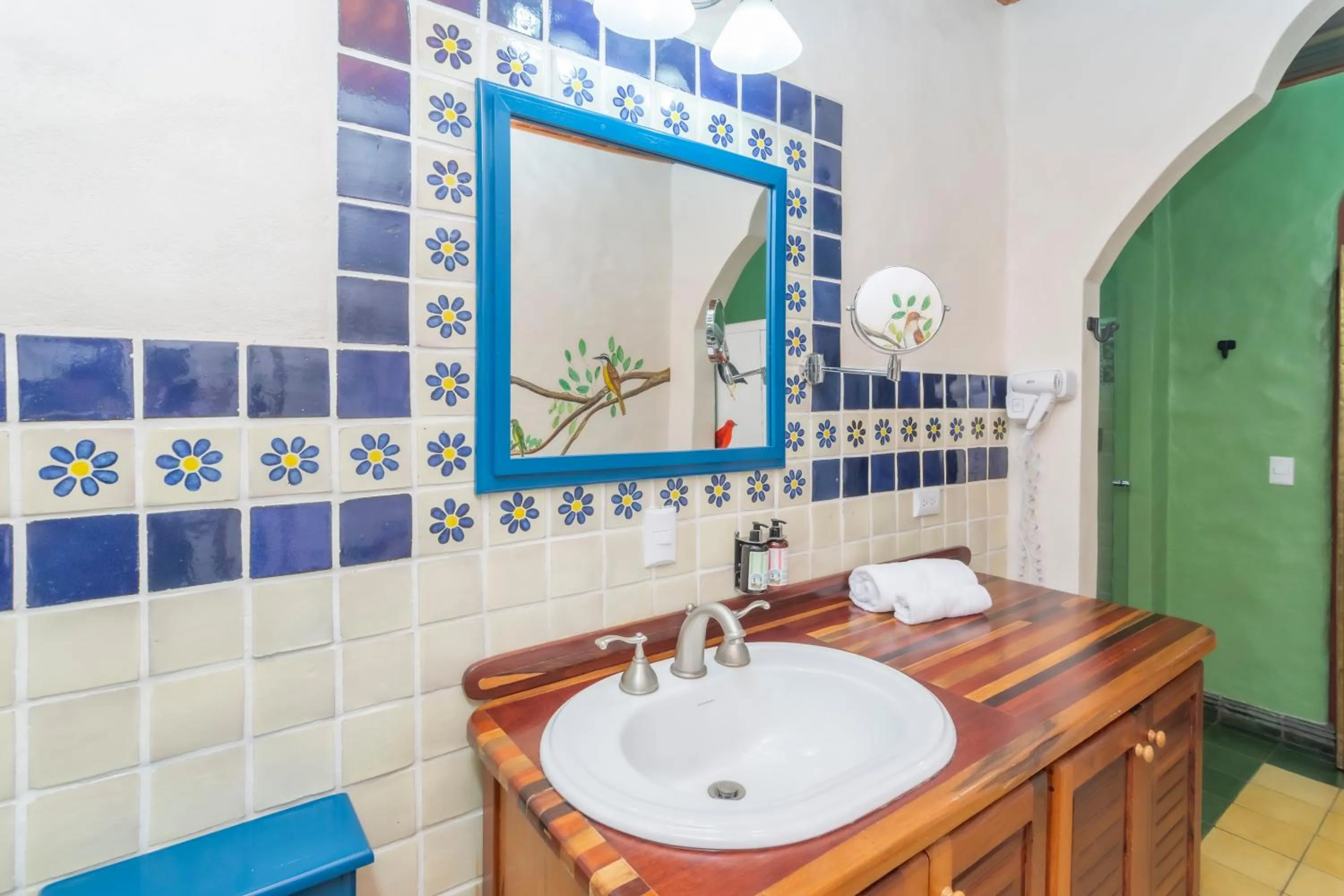 Bathroom in Finca Rosa Blanca Coffee Farm and Inn