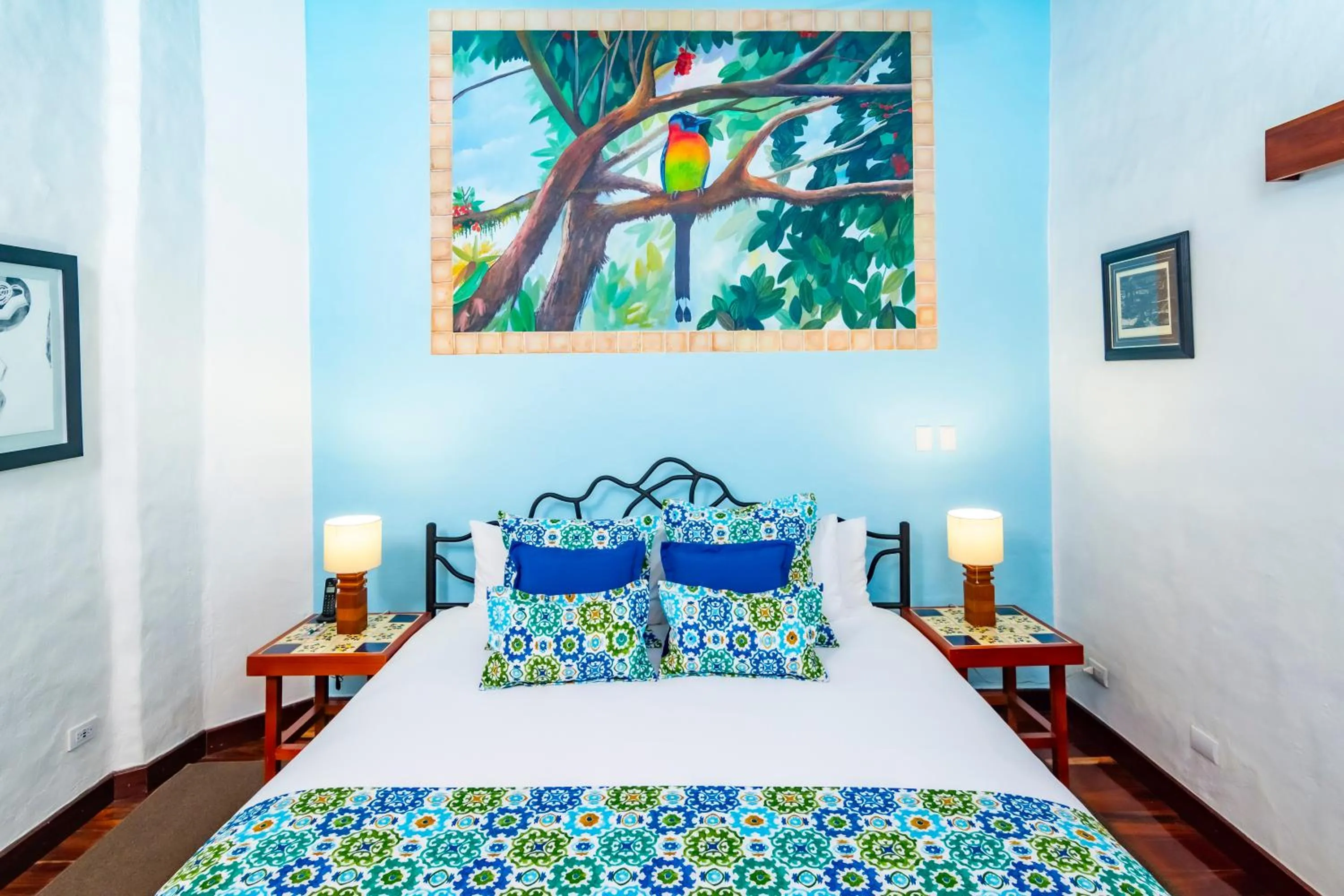 Bed in Finca Rosa Blanca Coffee Farm and Inn