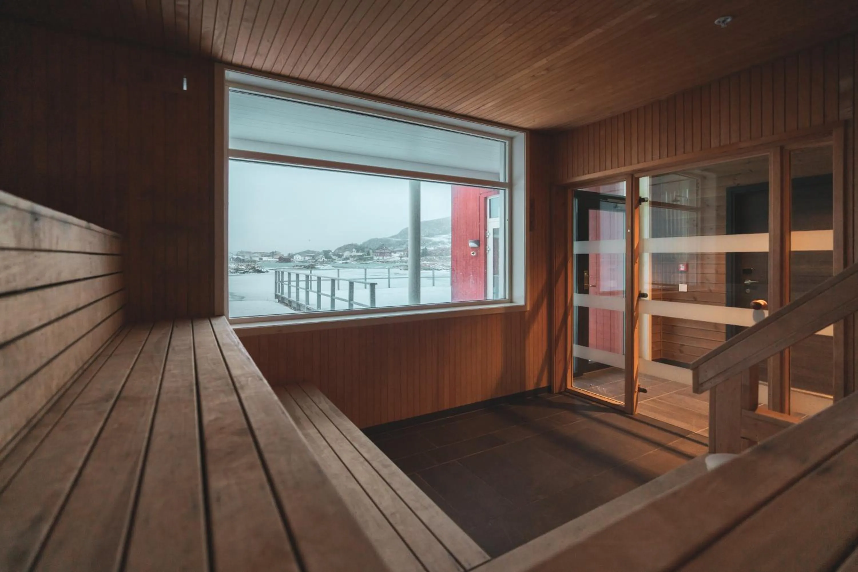 Sauna, Bed in Sommarøy Arctic Hotel Tromsø