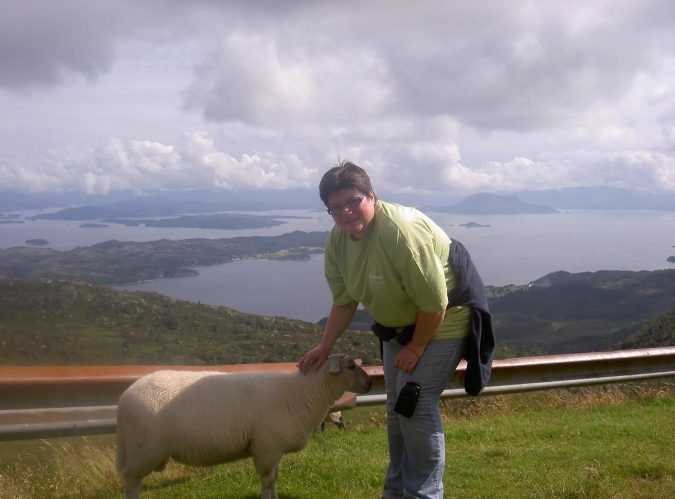 Hiking in Langenuen Motel & Camping