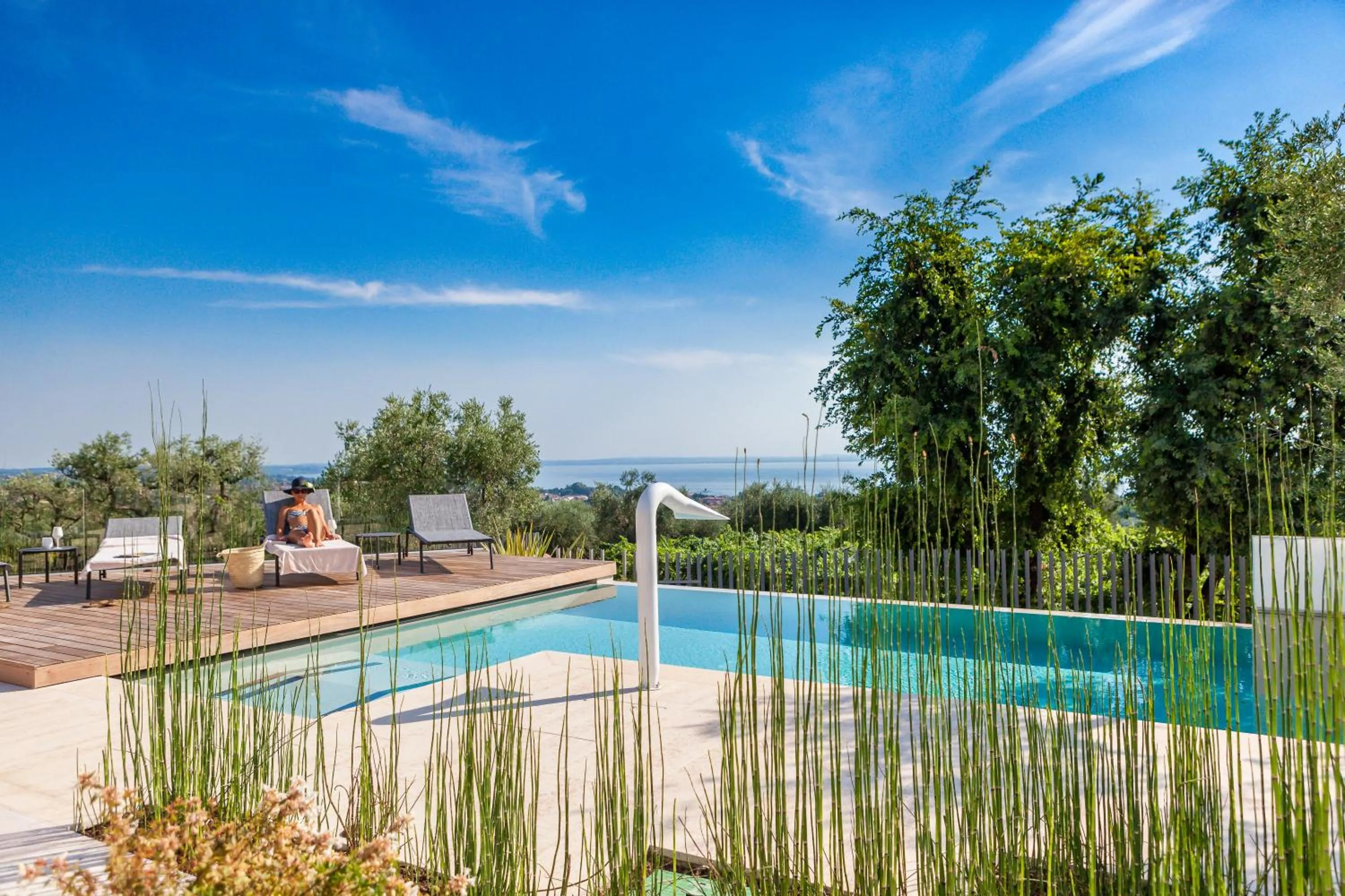Garden in San Colombano Suites