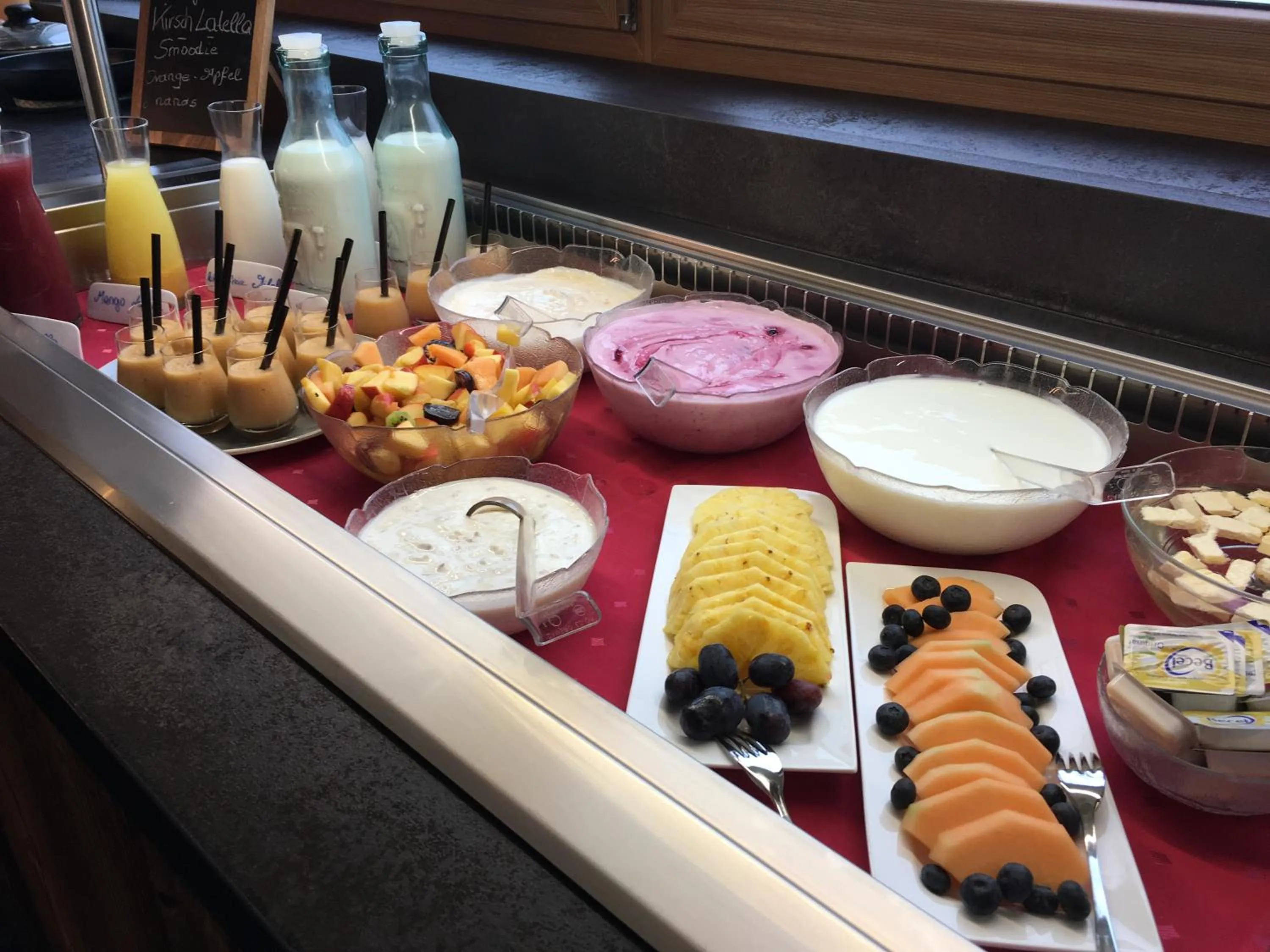 Buffet breakfast in Hotel Burgstein - alpin & lifestyle