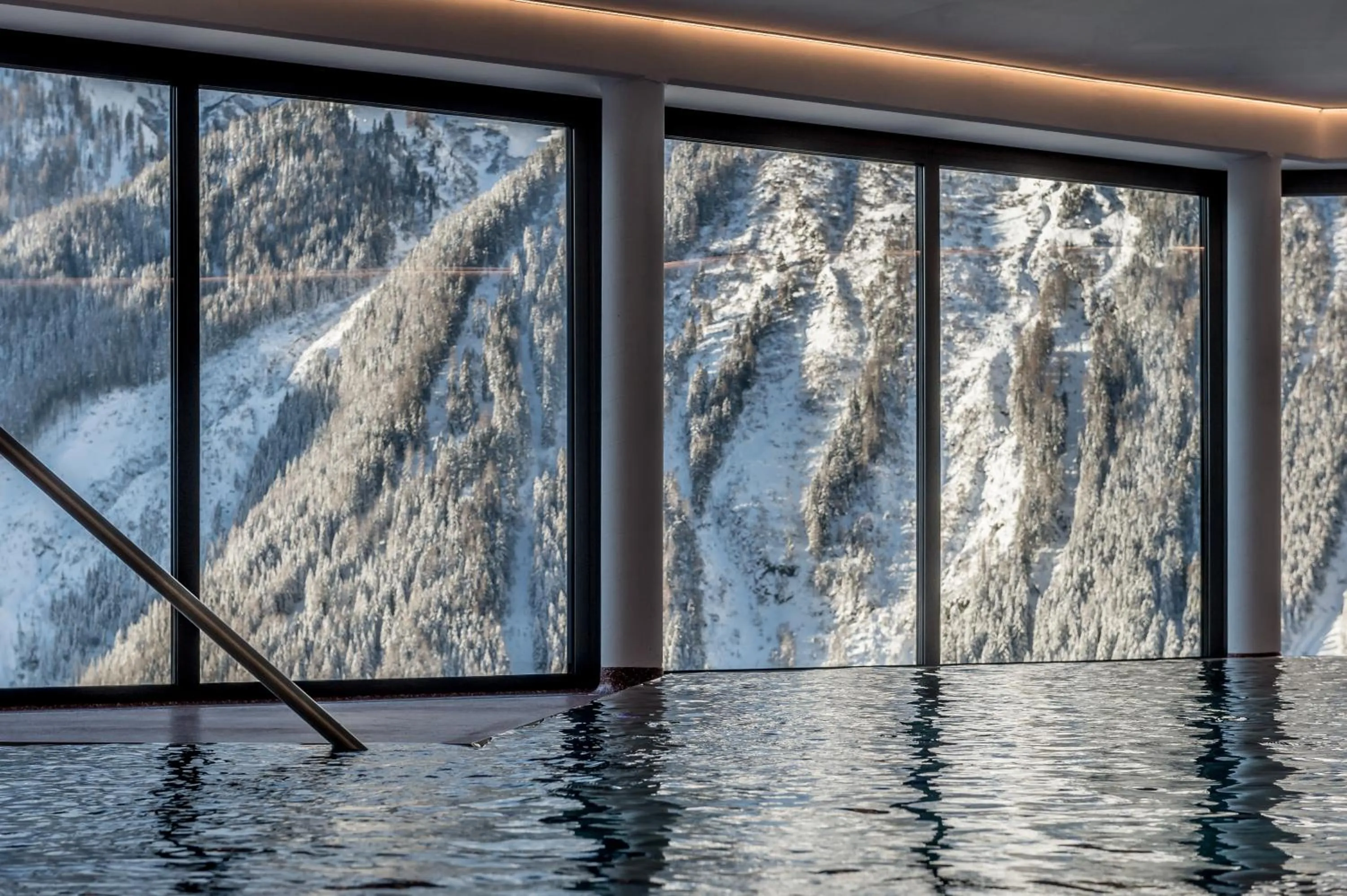 Swimming pool in Hotel Burgstein - alpin & lifestyle
