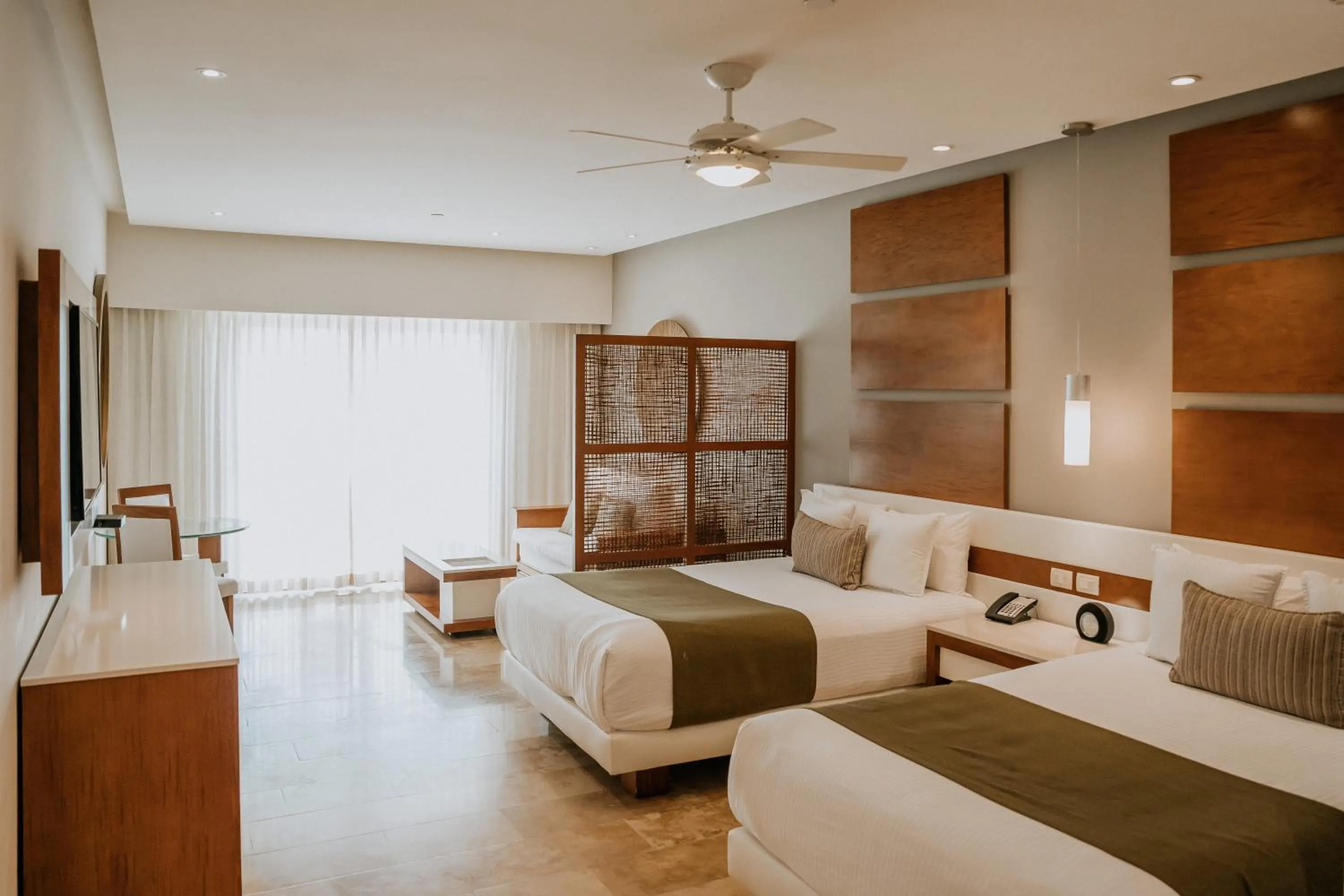 Bed in The Reef 28 Hotel & Spa - Luxury Adults Only - All Suites - With Optional All Inclusive