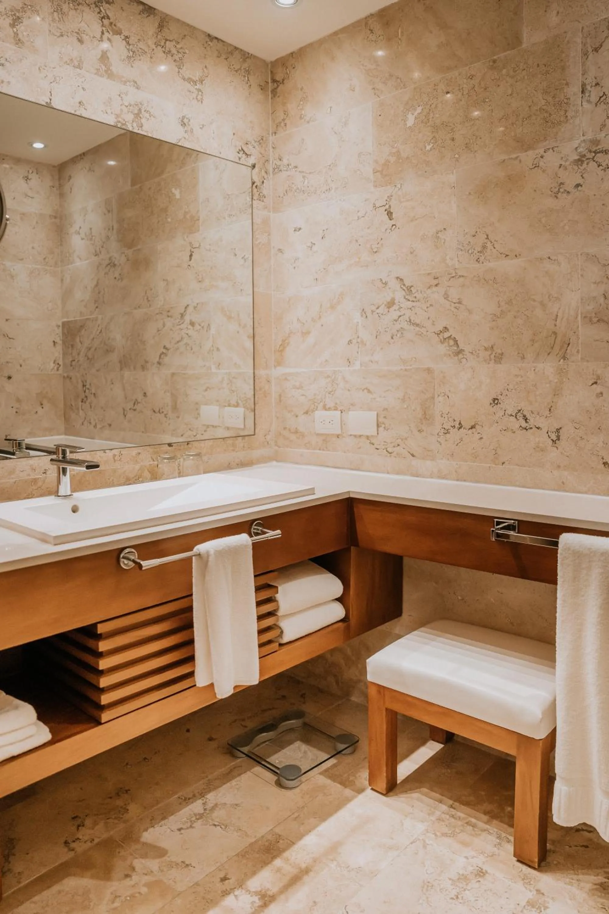 Bathroom in The Reef 28 Hotel & Spa - Luxury Adults Only - All Suites - With Optional All Inclusive