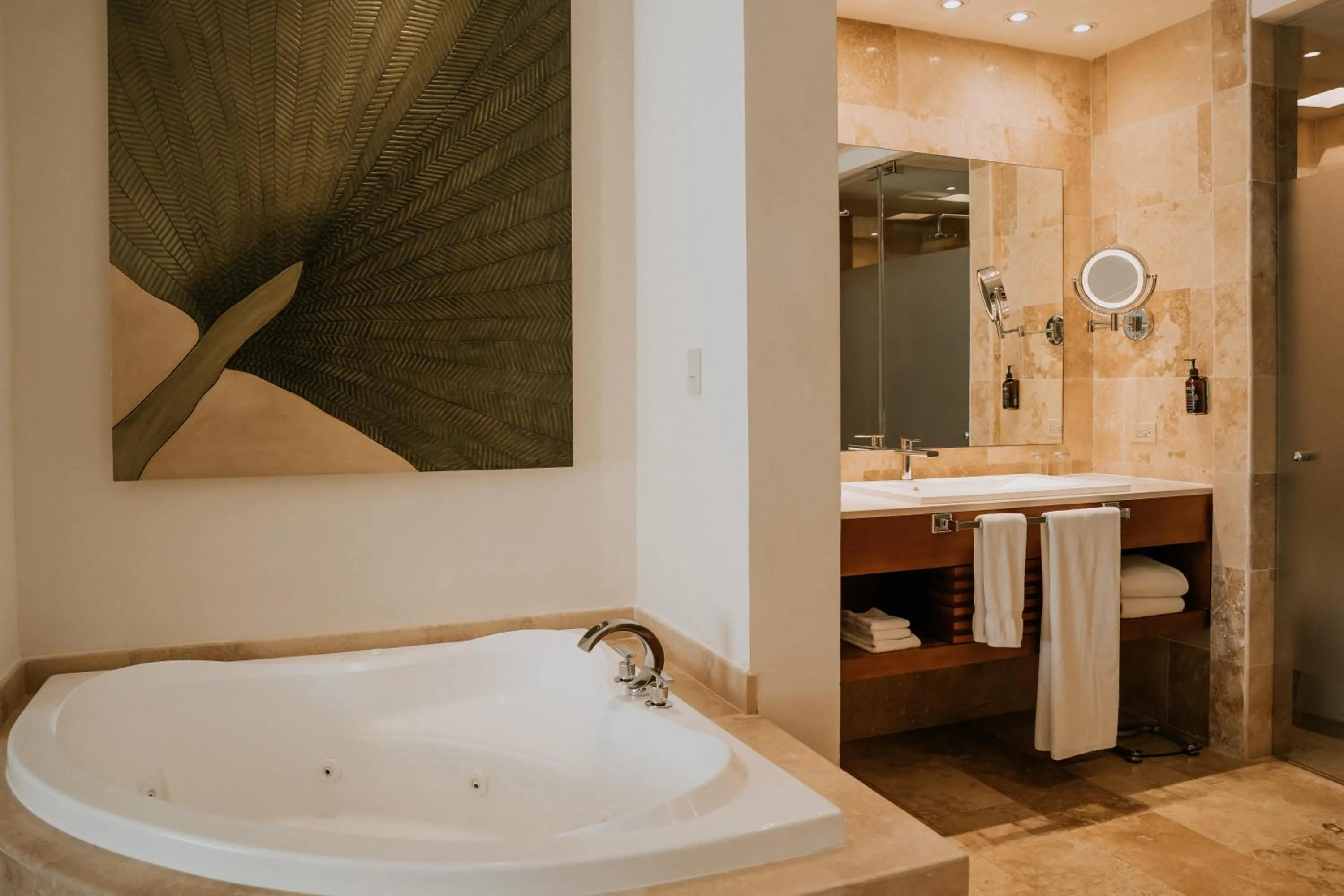 Shower in The Reef 28 Hotel & Spa - Luxury Adults Only - All Suites - With Optional All Inclusive