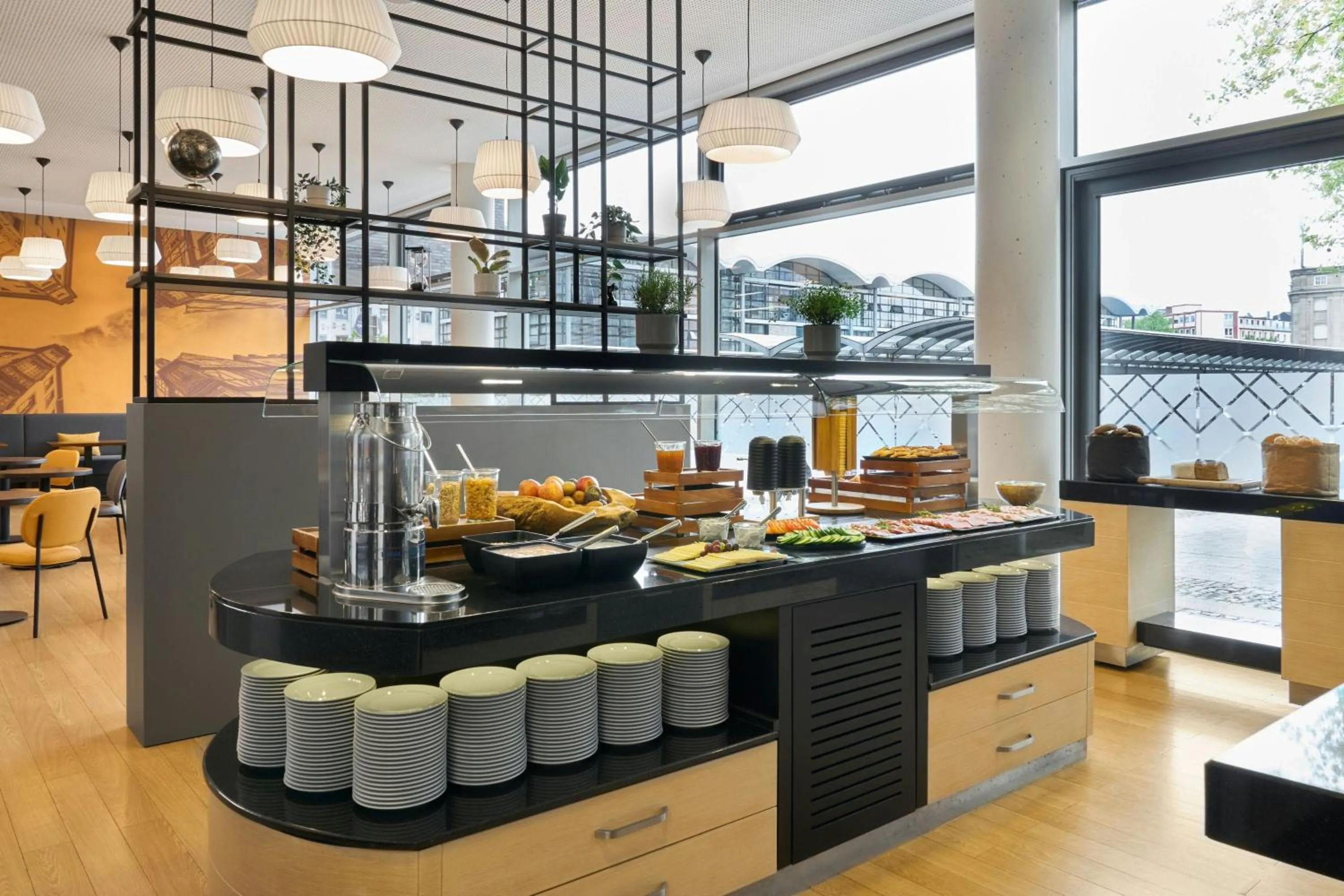 Restaurant/places to eat in Four Points Flex by Sheraton Koblenz