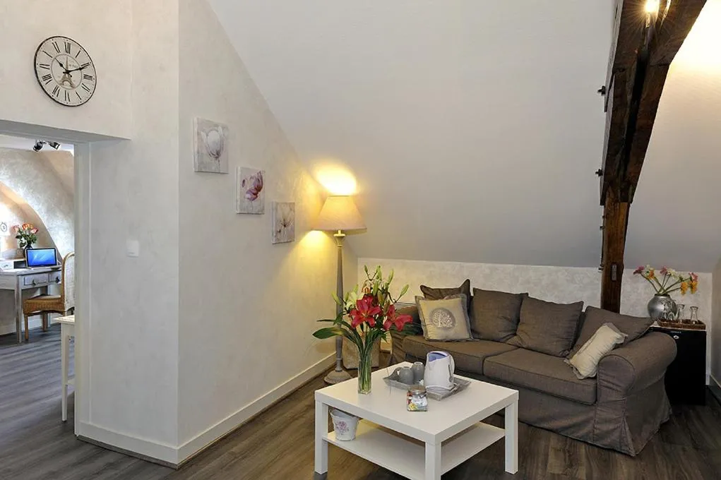Living room, Seating Area in Logis Hôtel Auberge De L'ecole