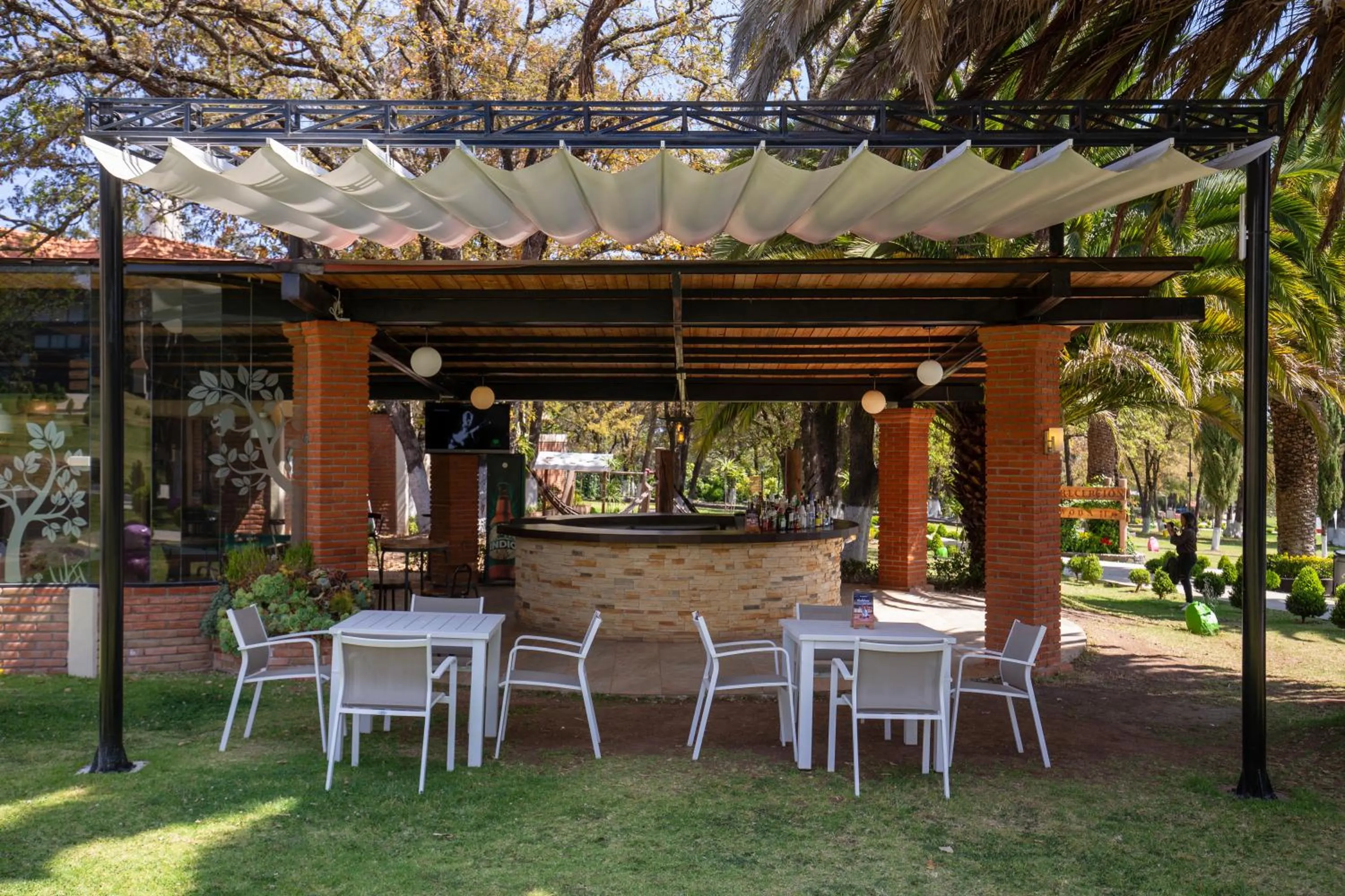 Lounge or bar in Hotel & Glamping Huasca Sierra Verde