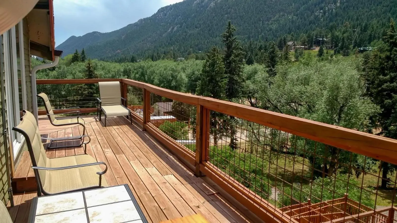 Balcony/Terrace in Green Mountain Falls Lodge