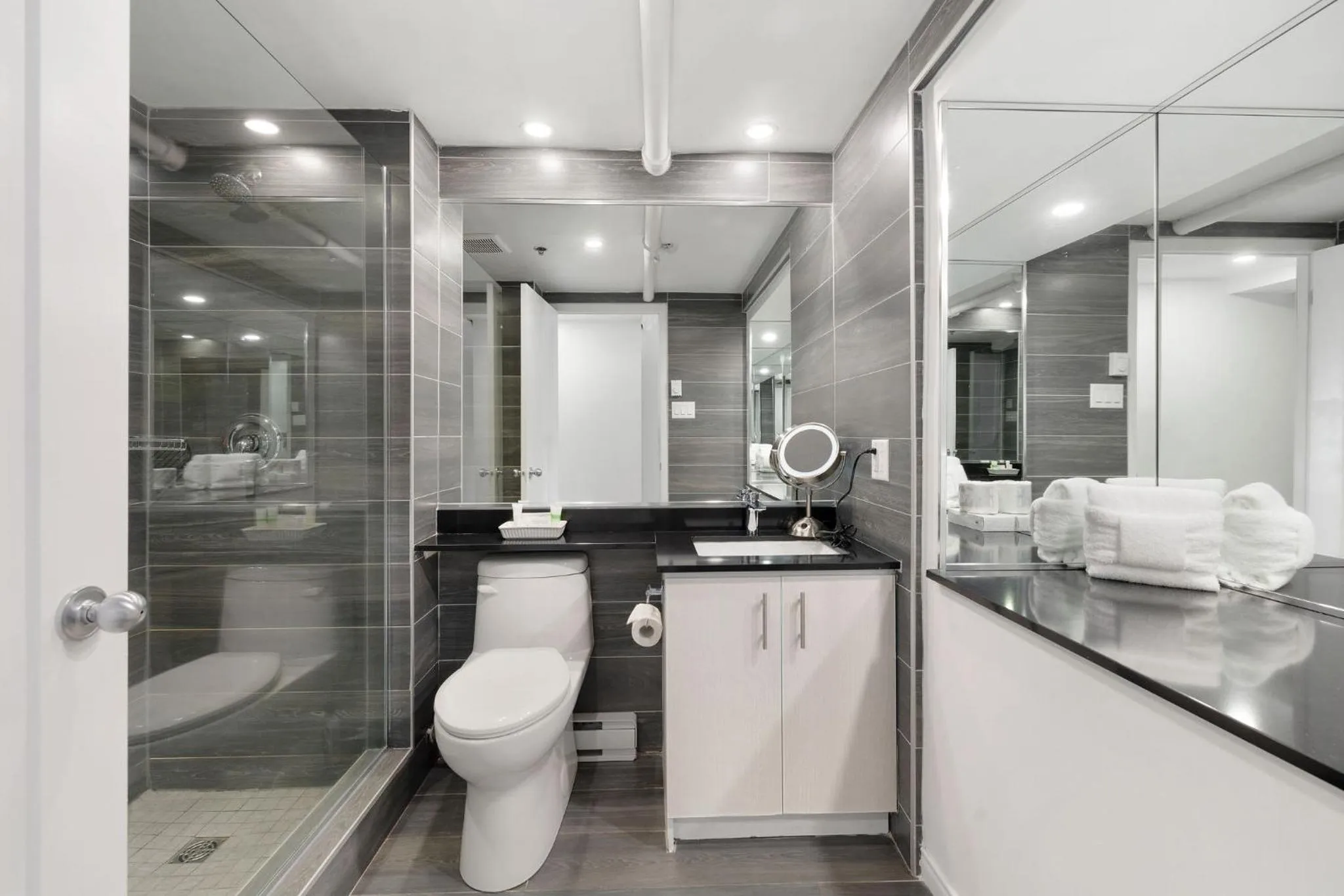 Bathroom in Hotel Port-Royal