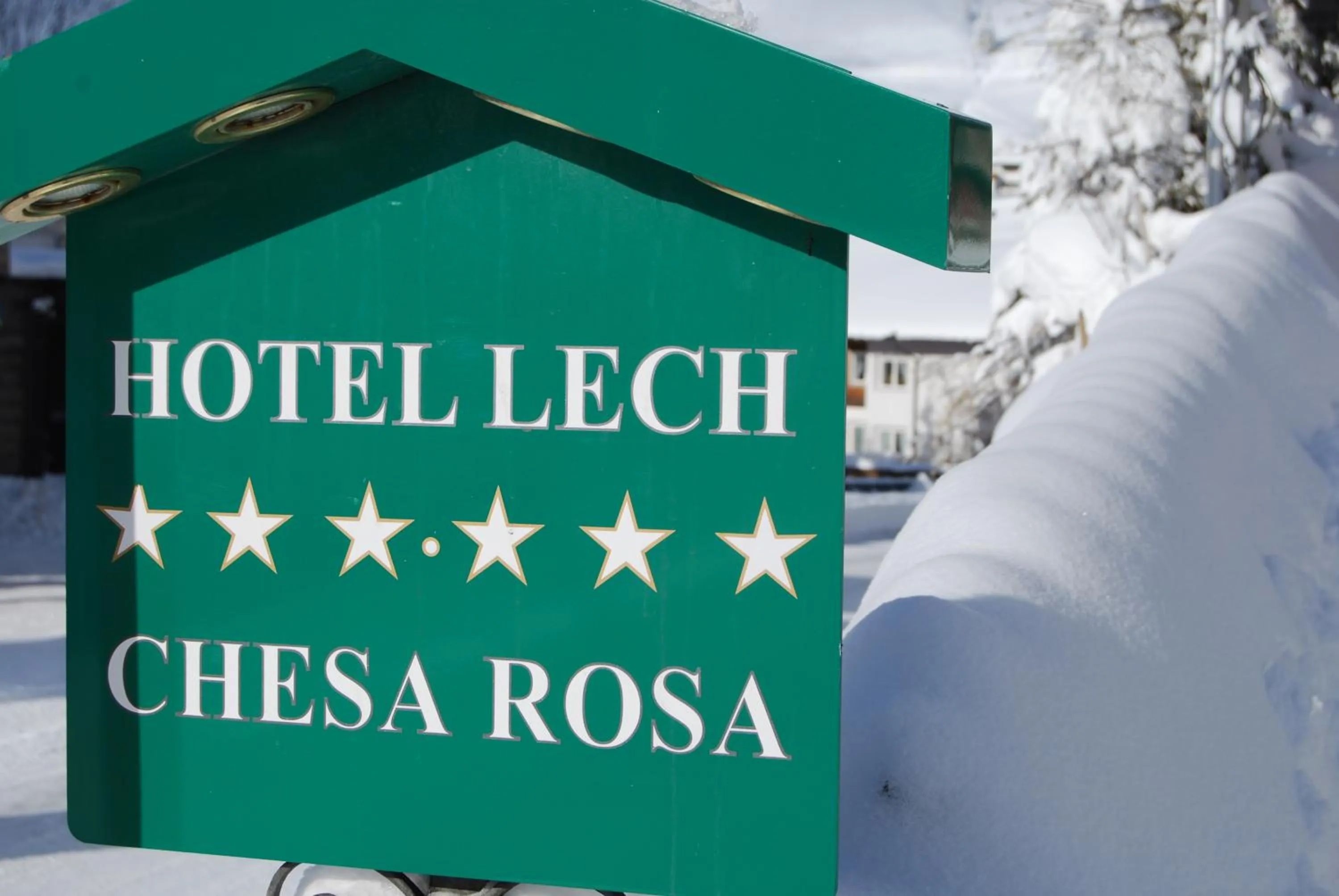Logo/Certificate/Sign in Hotel Lech & Residenz Chesa Rosa