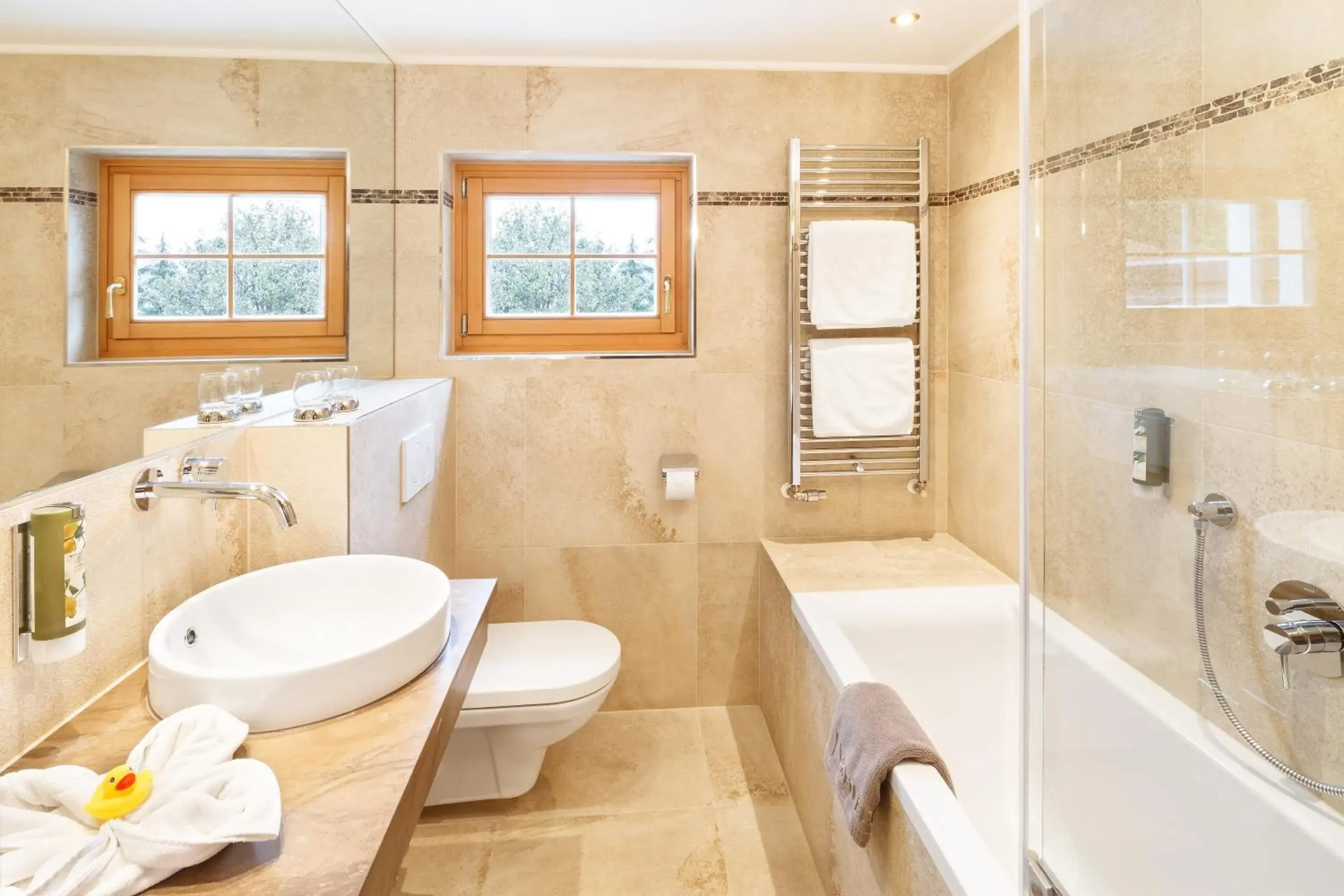 Superior Double Room - single occupancy in Hotel Lech & Residenz Chesa Rosa Superior Double Room - single occupancy in Hotel Lech & Residenz Chesa Rosa