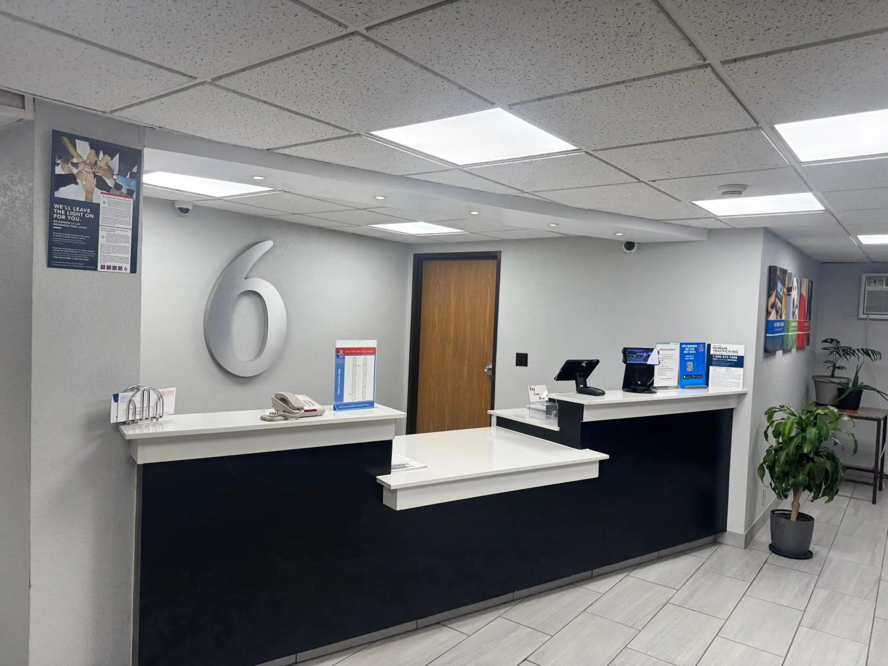 Lobby or reception in Motel 6-Eau Claire, WI