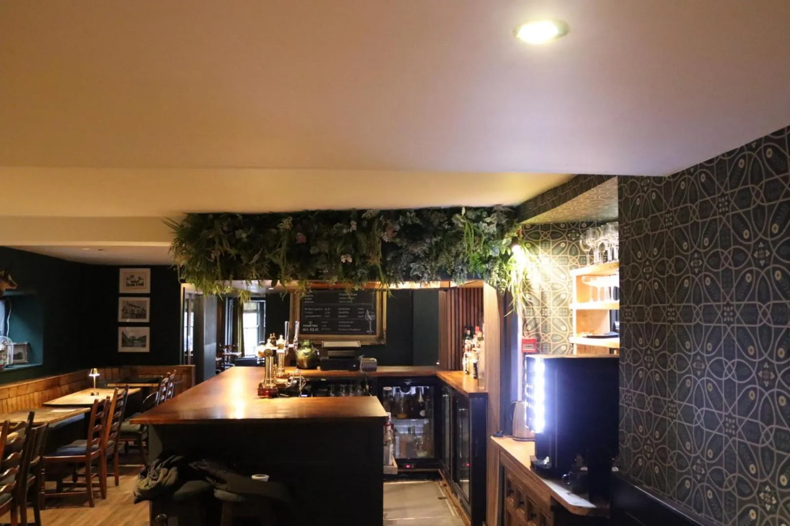 Lounge or bar in The George Hotel