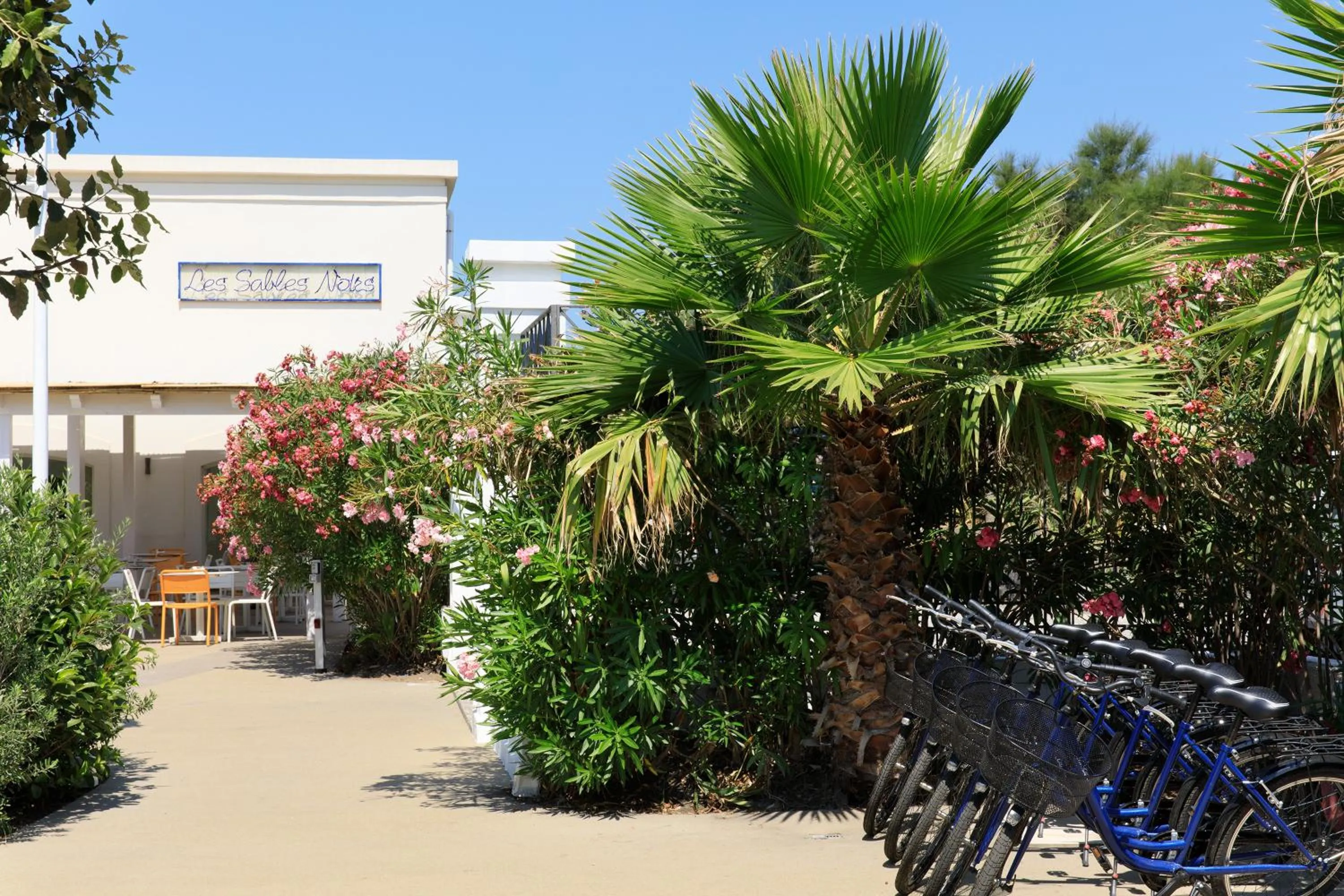 Property building in Les Sables Noirs & Spa