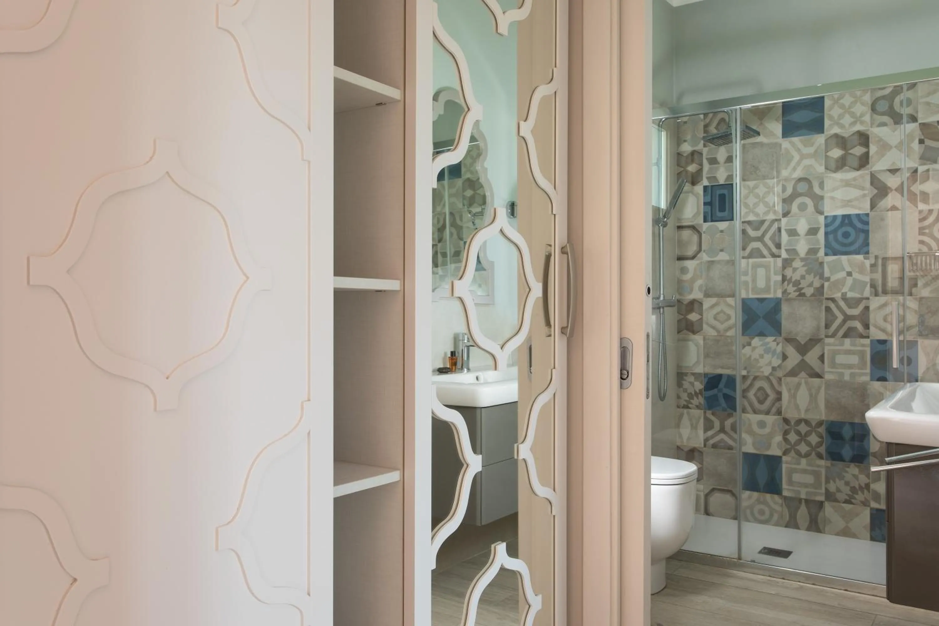 Bathroom in Les Sables Noirs & Spa