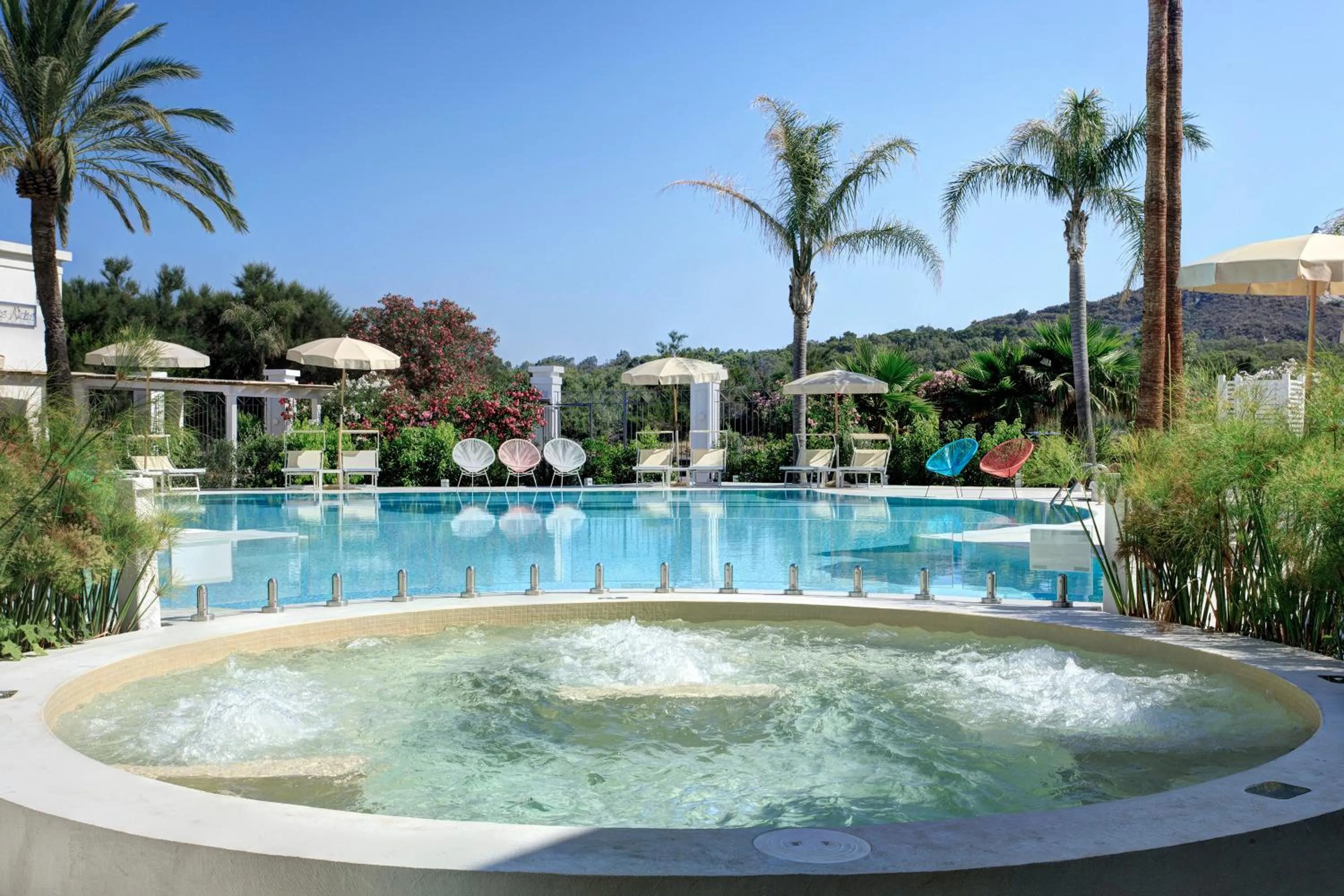 Hot Tub in Les Sables Noirs & Spa