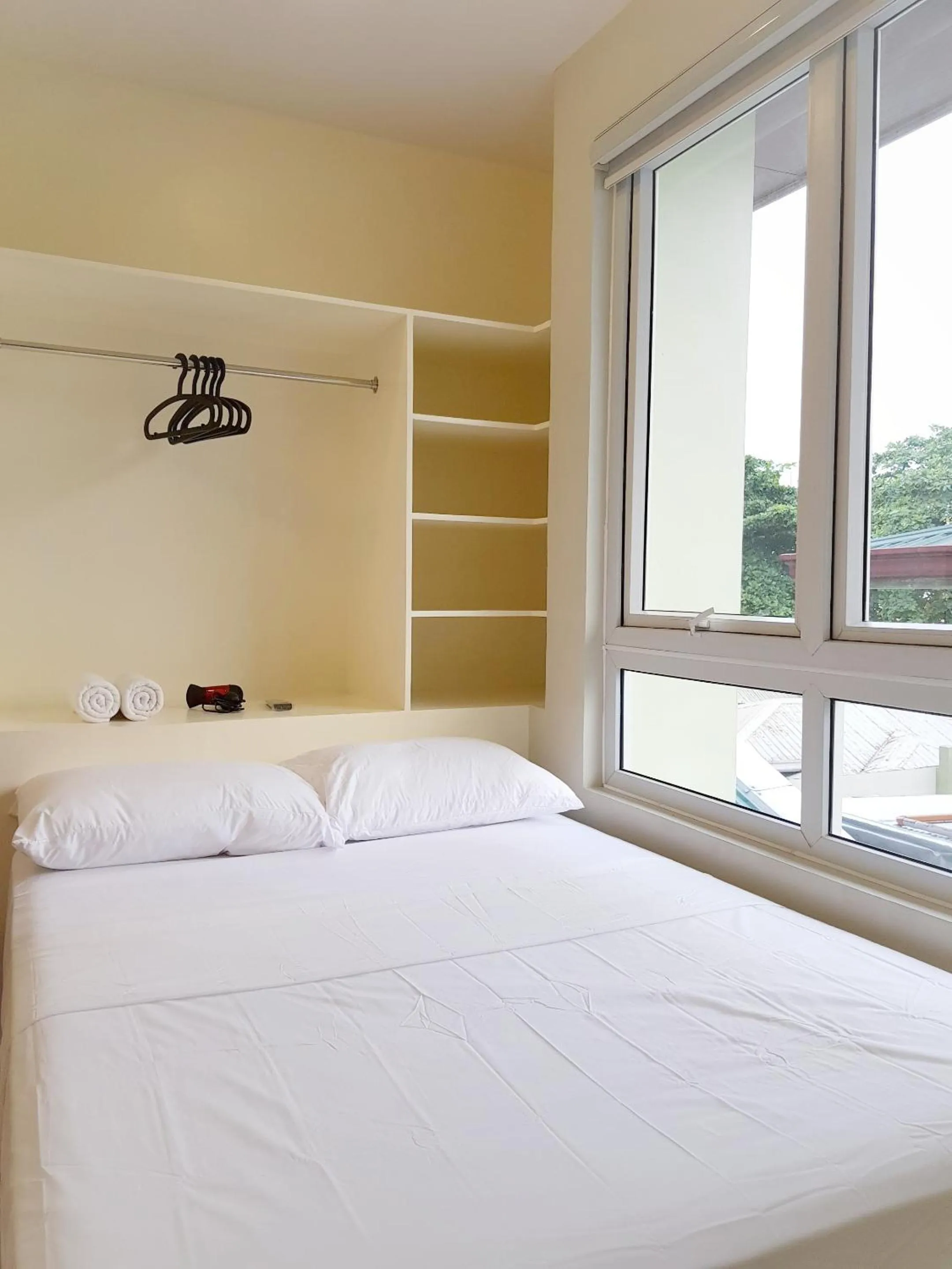 Bed in The Leaf House