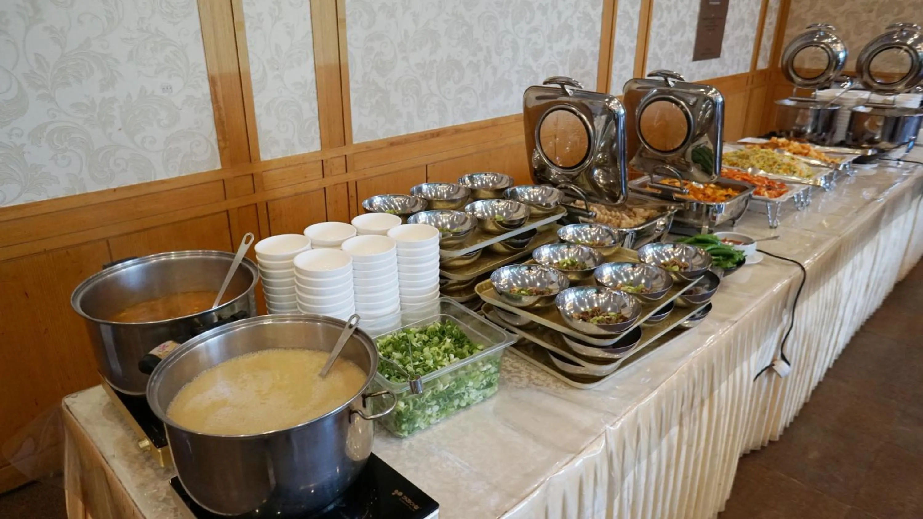 Breakfast in Pearl Hotel Jeju