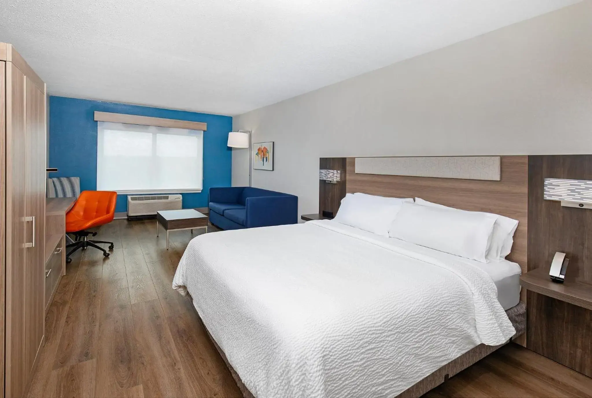 King Suite in Holiday Inn Express Hotel & Suites Ooltewah Springs - Chattanooga by IHG King Suite in Holiday Inn Express Hotel & Suites Ooltewah Springs - Chattanooga by IHG