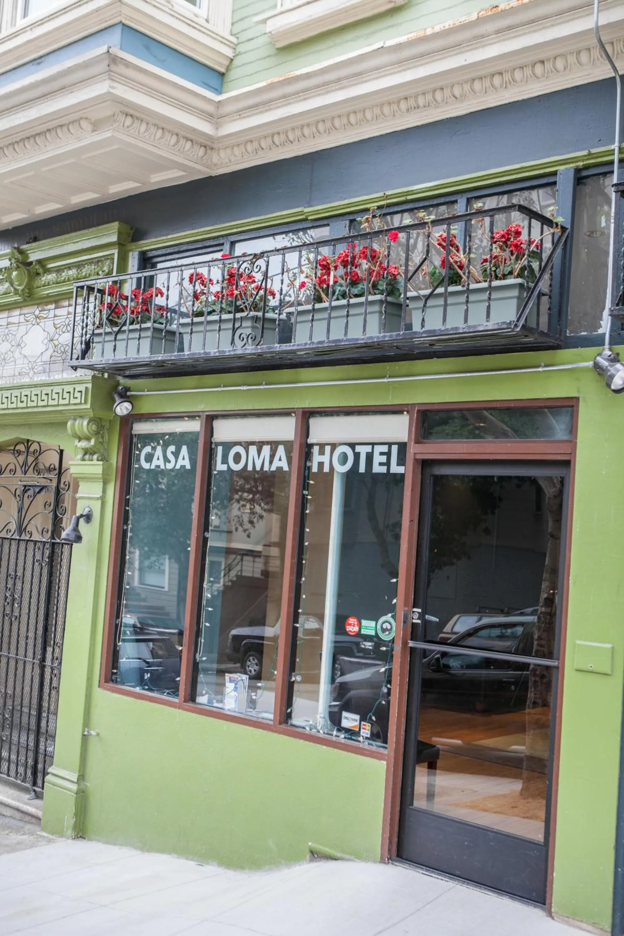 Logo/Certificate/Sign in Casa Loma Hotel