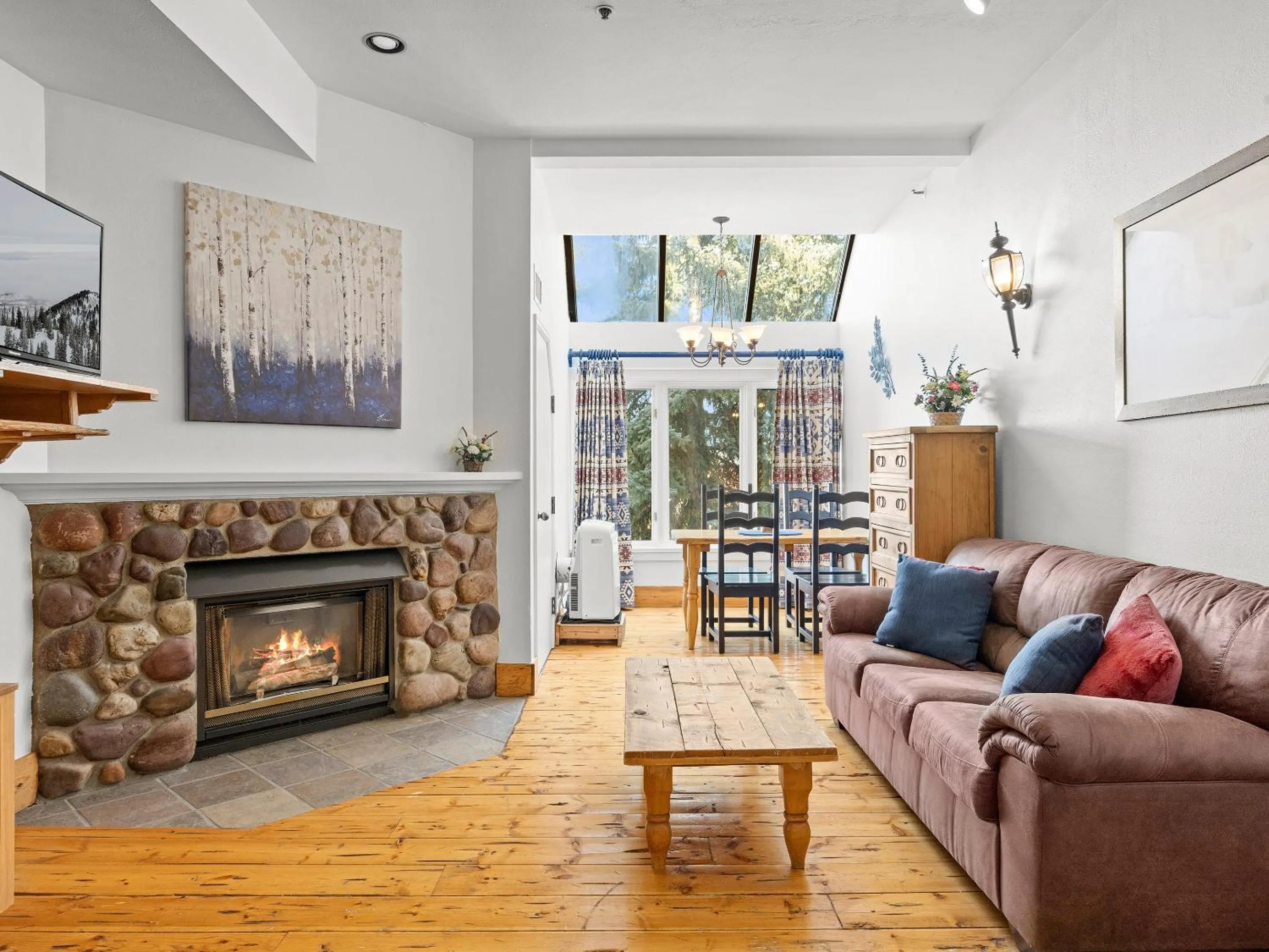Living room in The Lodge at the Mountain Village by All Seasons Resort Lodging