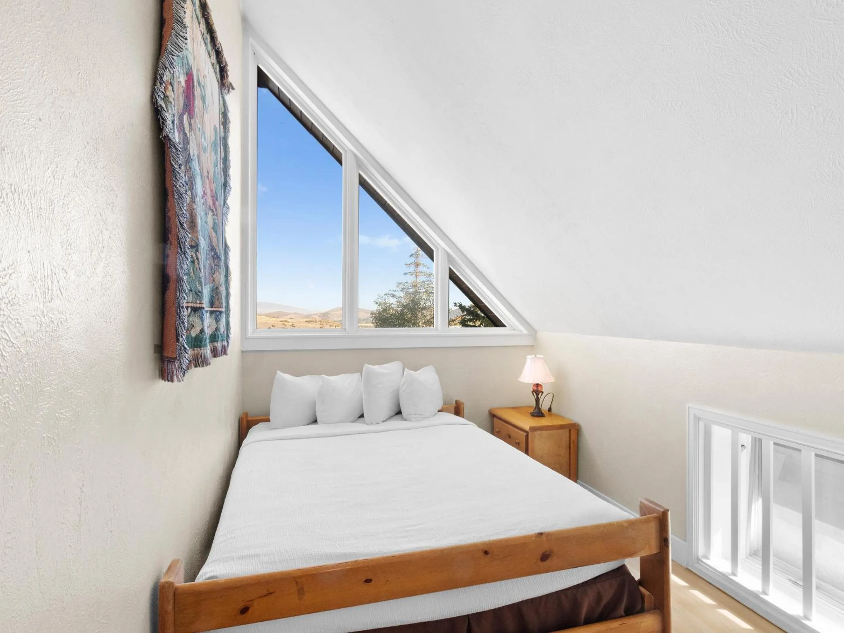 Bed in The Lodge at the Mountain Village by All Seasons Resort Lodging