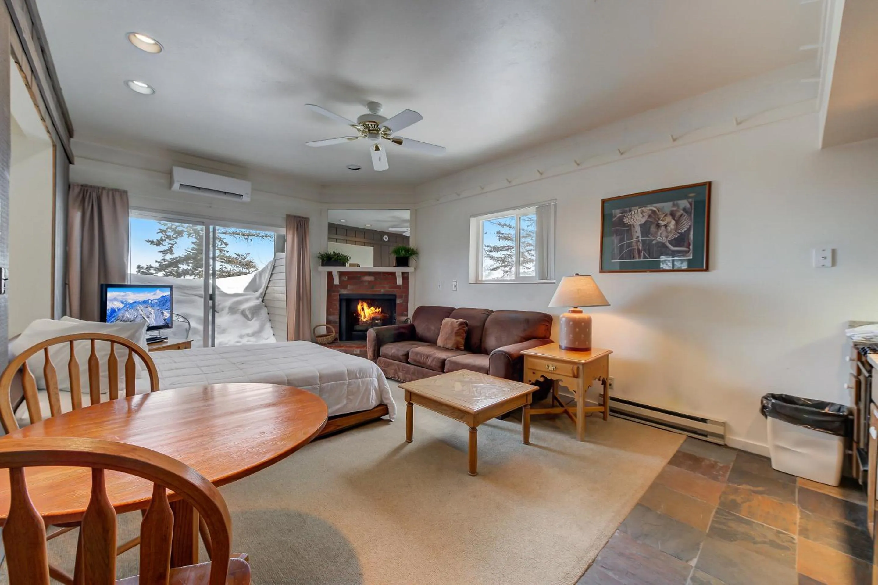 Bed in The Lodge at the Mountain Village by All Seasons Resort Lodging