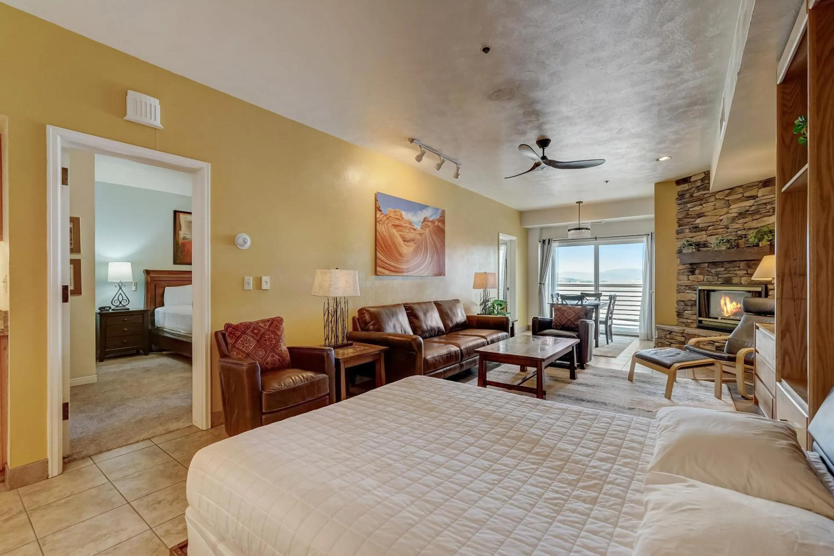 Bed in The Lodge at the Mountain Village by All Seasons Resort Lodging