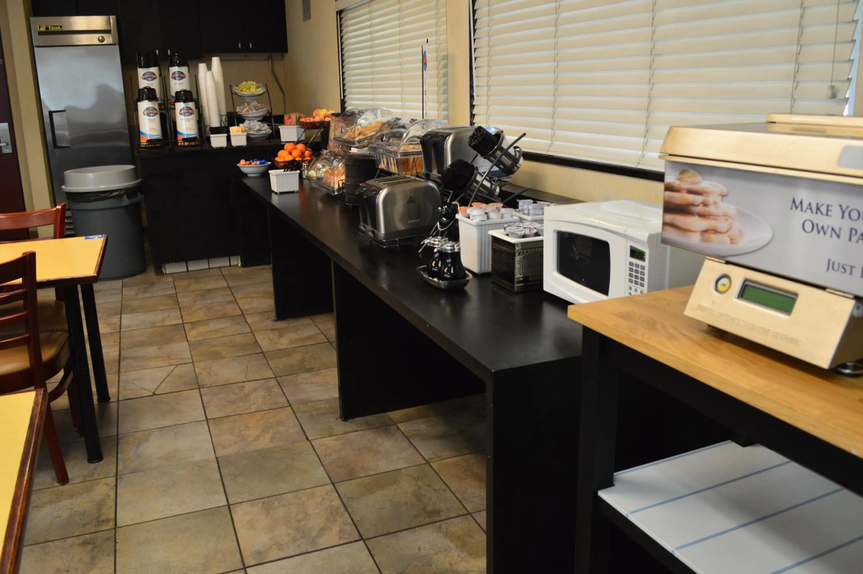 Buffet breakfast in Baymont by Wyndham San Diego Downtown