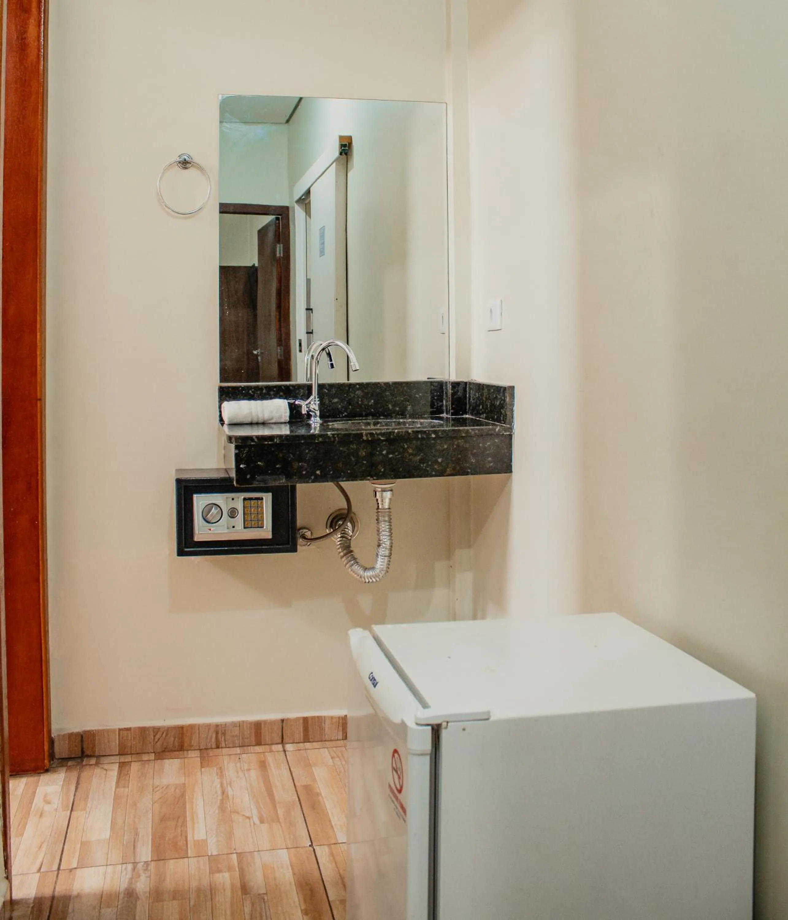 Bathroom in Hotel e Pousada Caroline