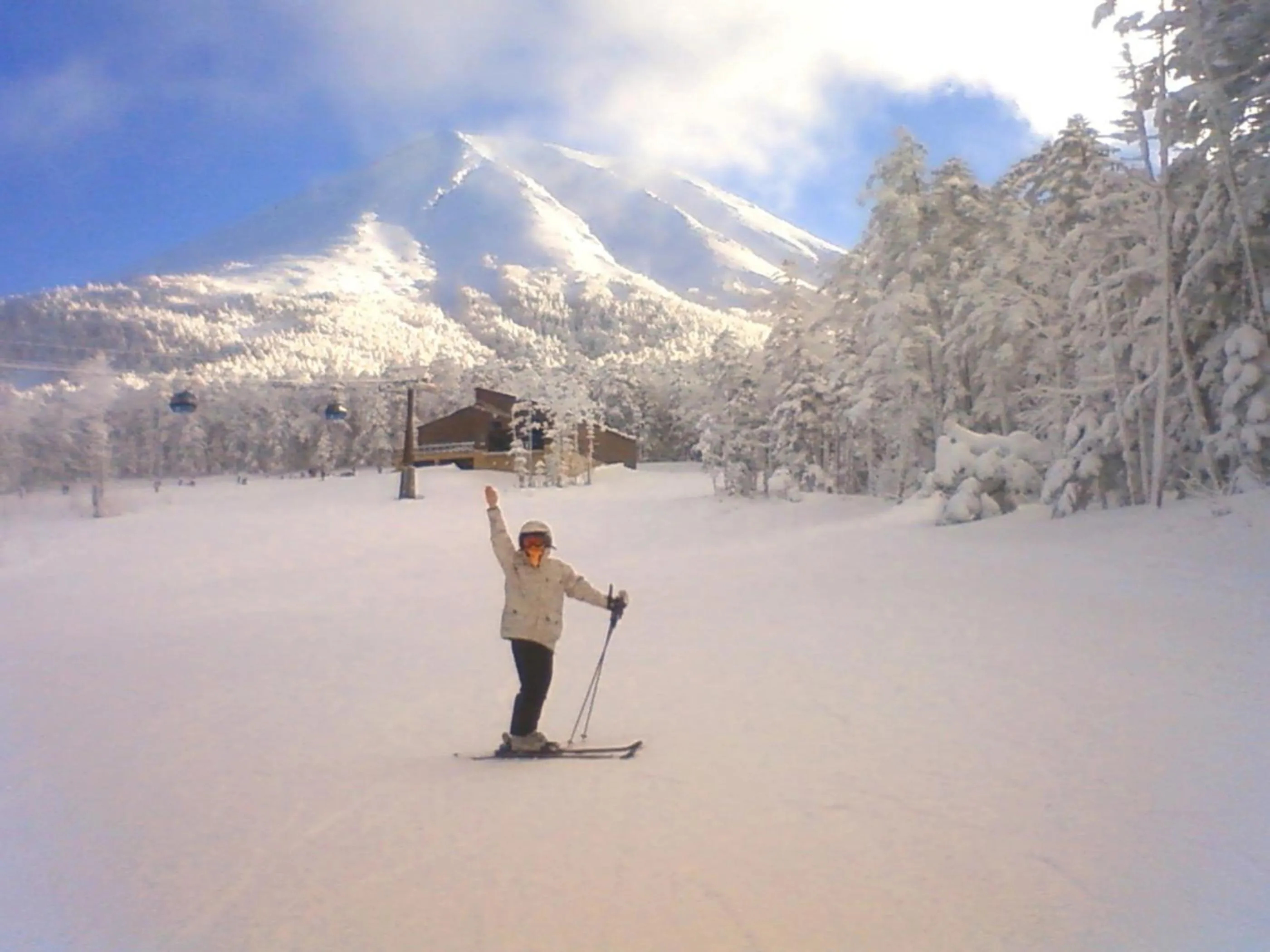 Skiing in Kurumisawa Ryokan