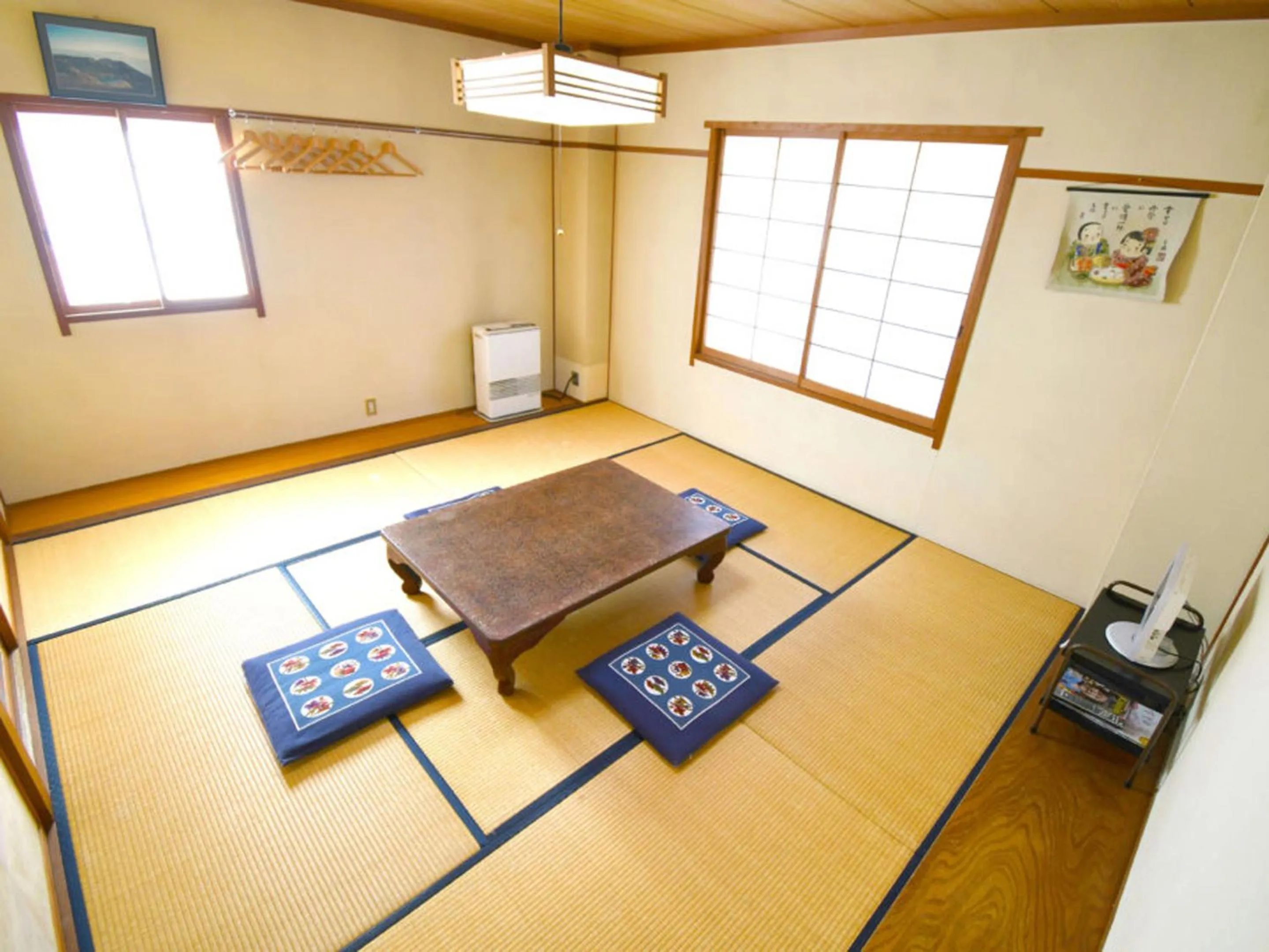 Photo of the whole room in Kurumisawa Ryokan