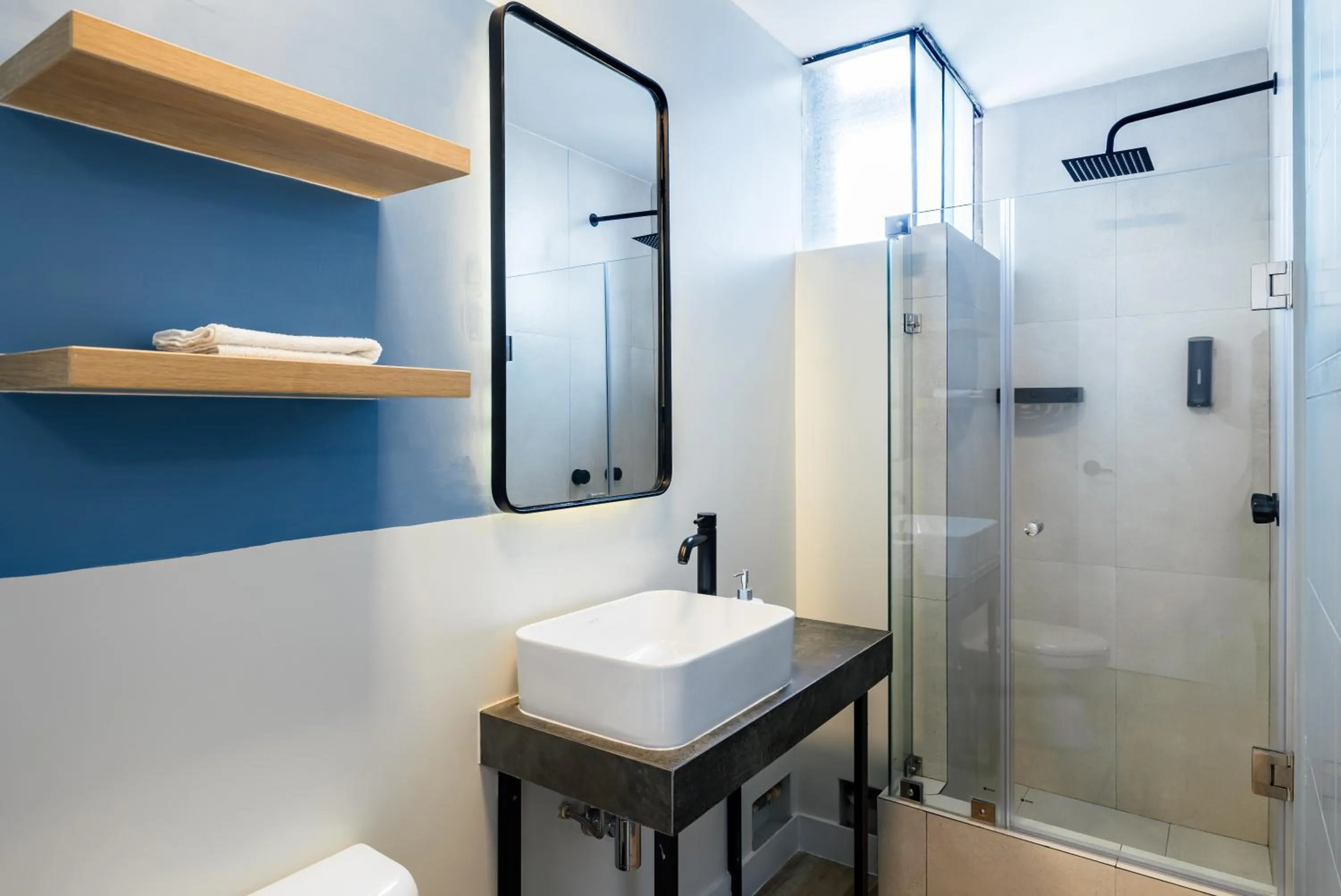 Bathroom in Miraflores Suites Centro