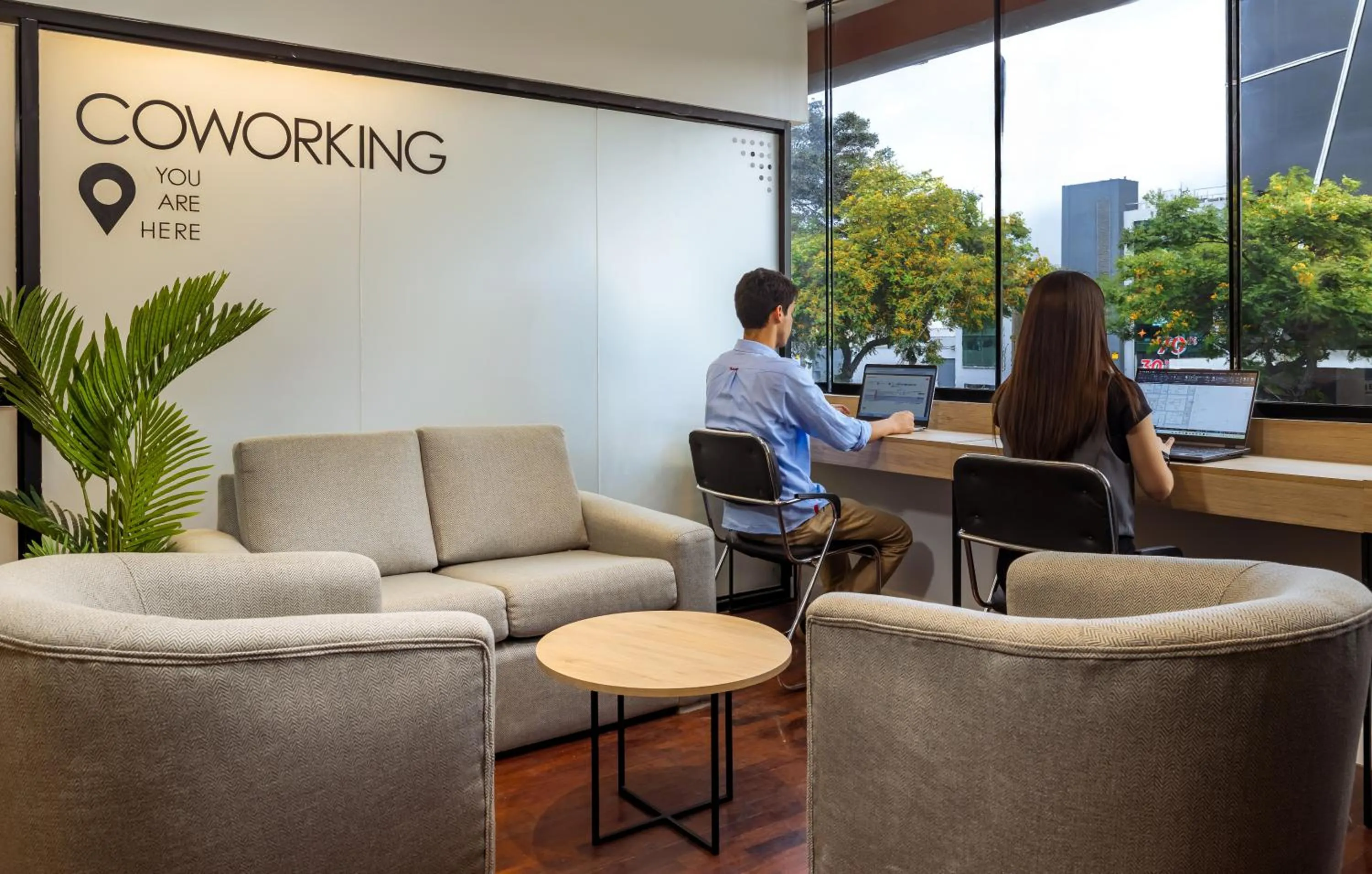 Living room in Miraflores Suites Centro