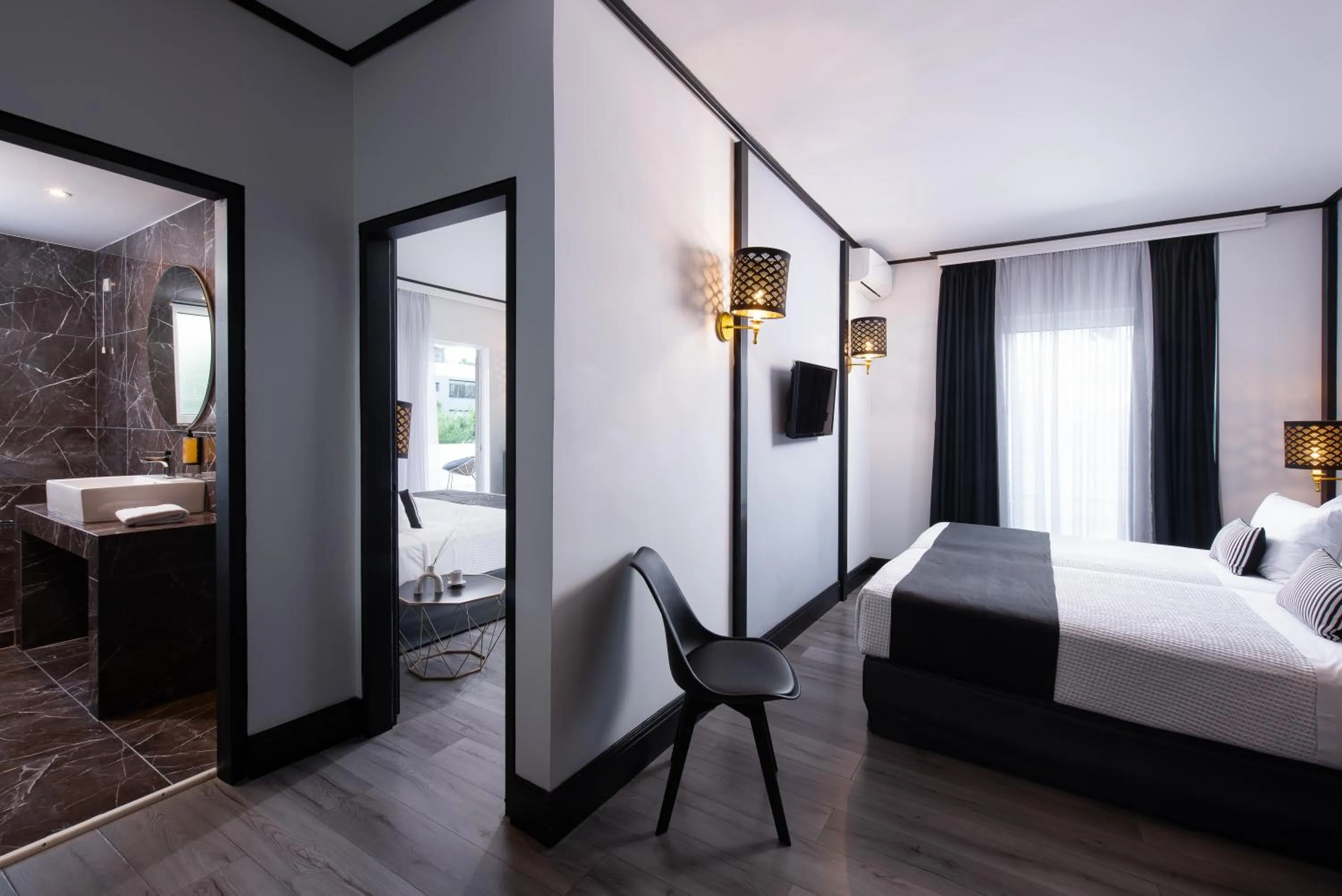 Bedroom, Bed in Athenian Riviera Hotel& Suites