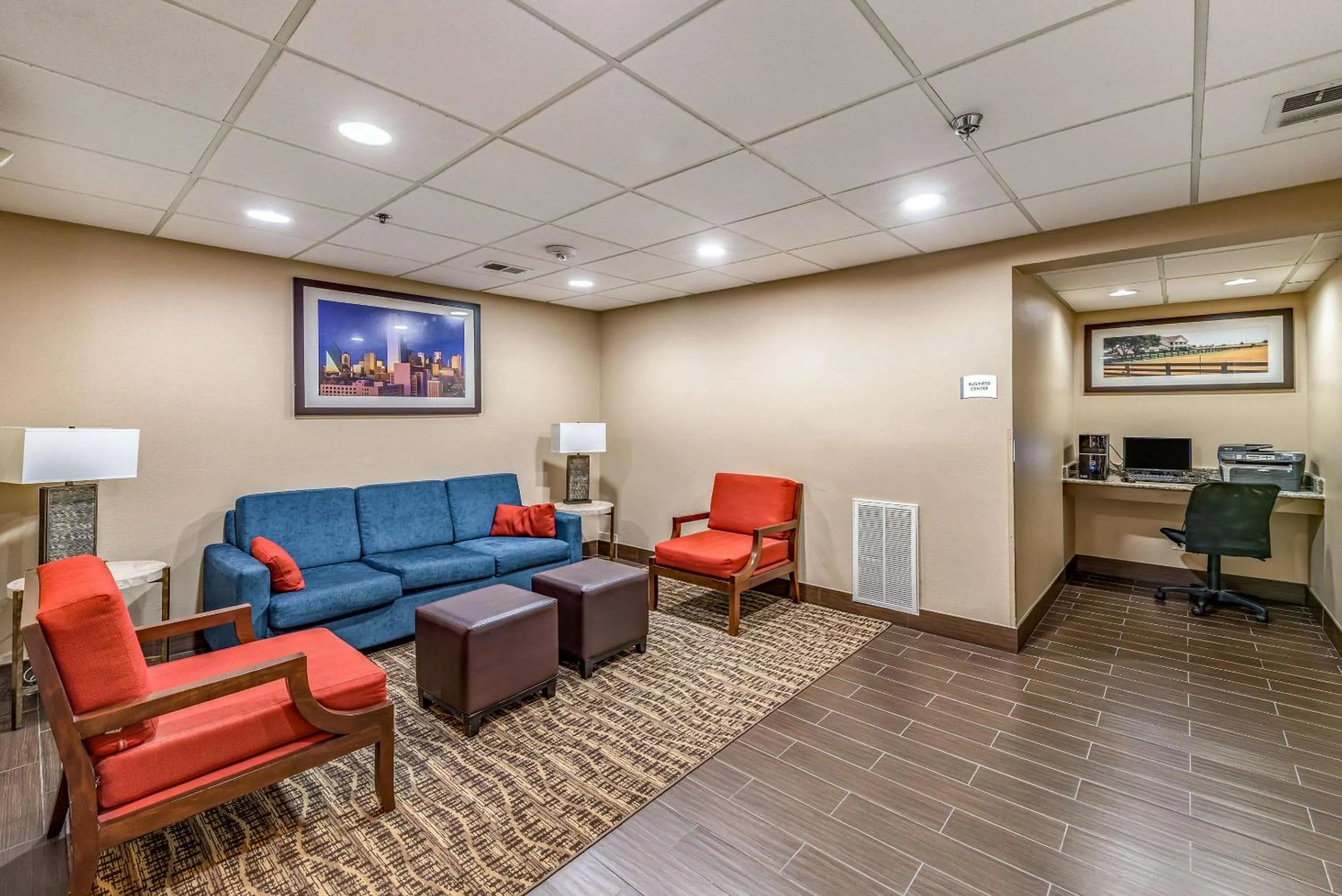 Lobby or reception in Quality Inn West Plano - Dallas