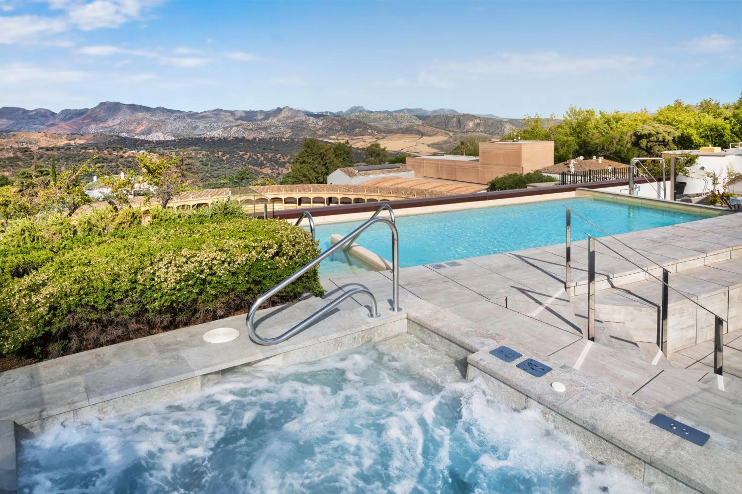 Swimming pool in Catalonia Ronda