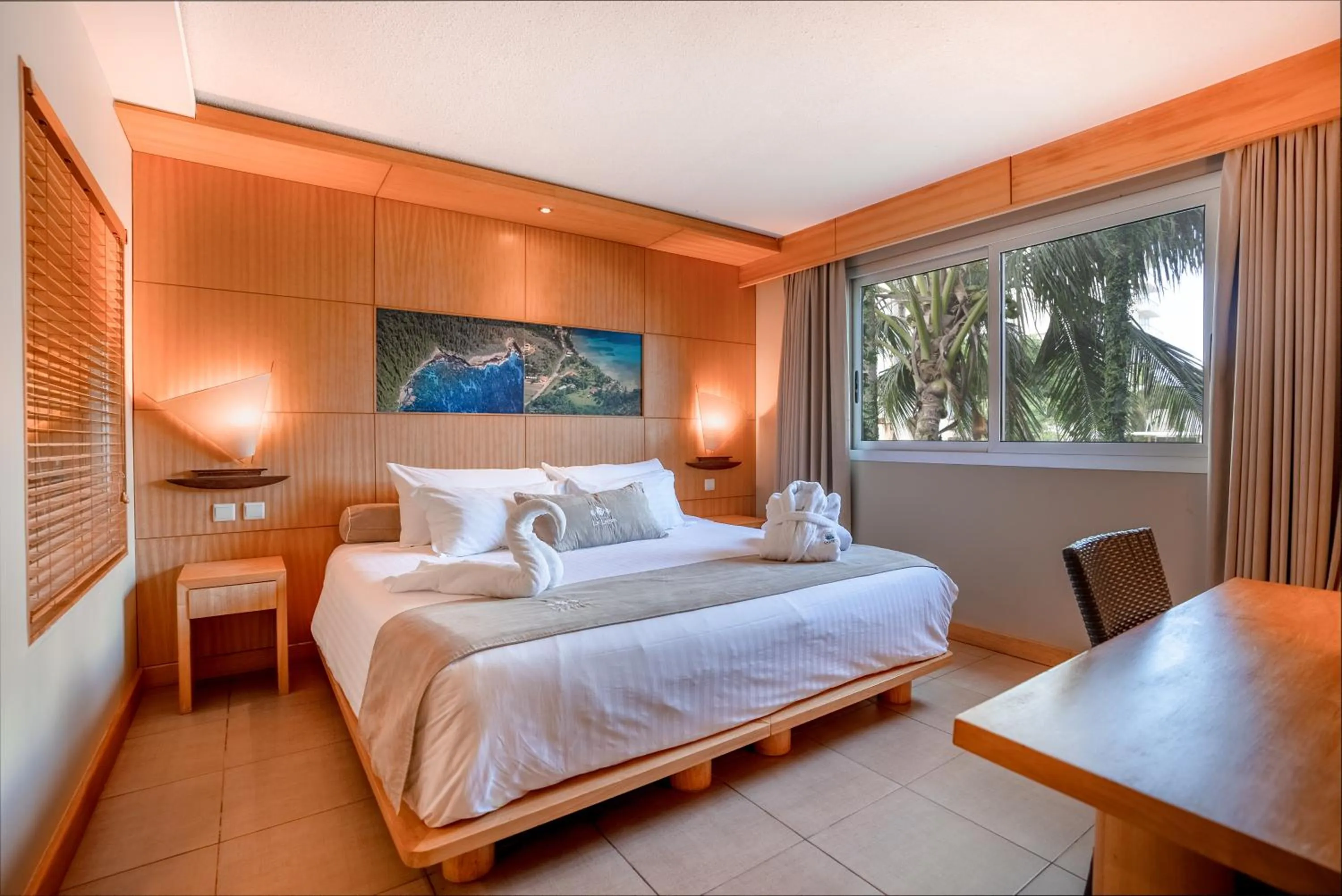 Bedroom, Bed in Hôtel Le Lagon