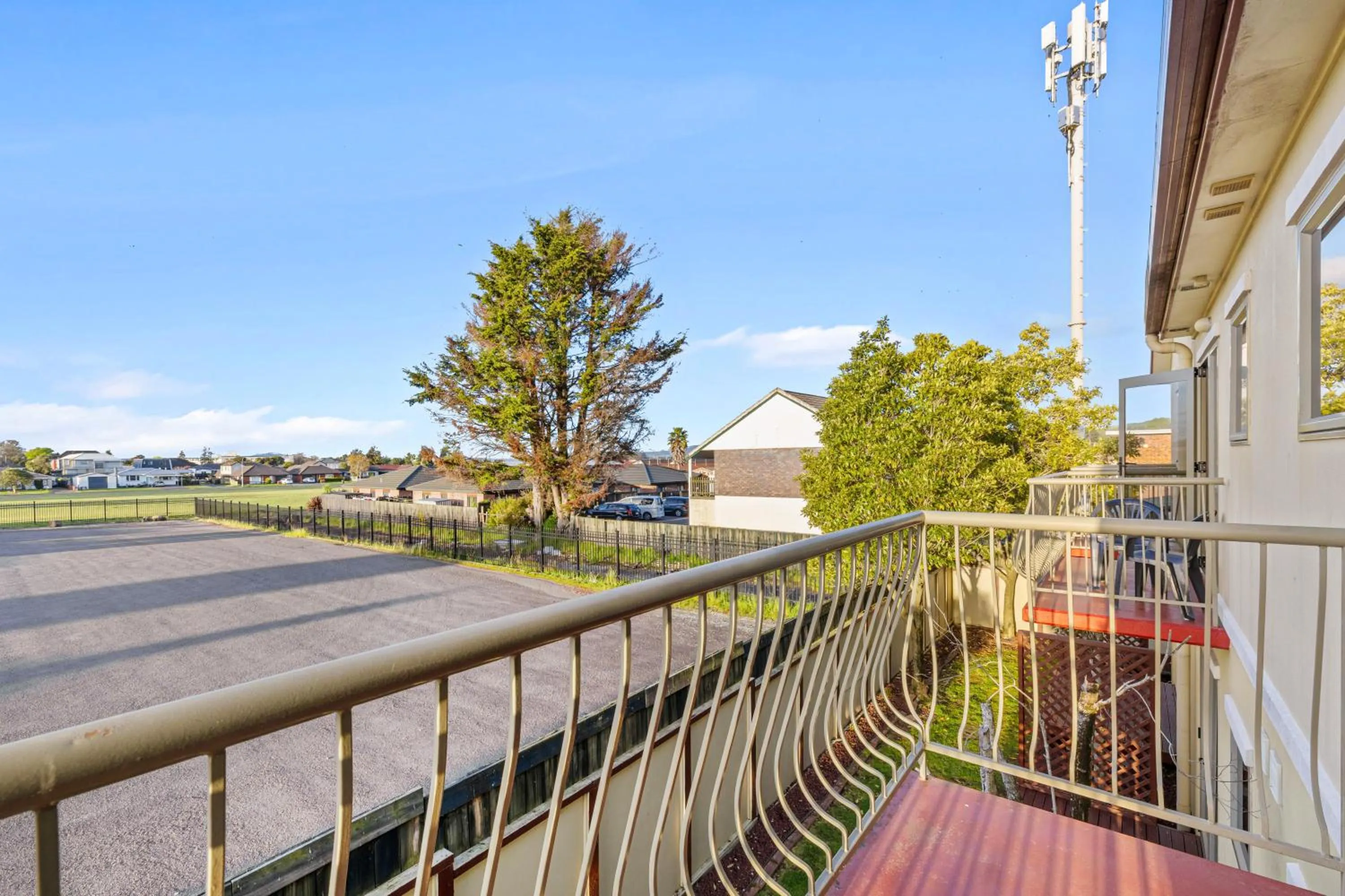 New Castle Motor Lodge